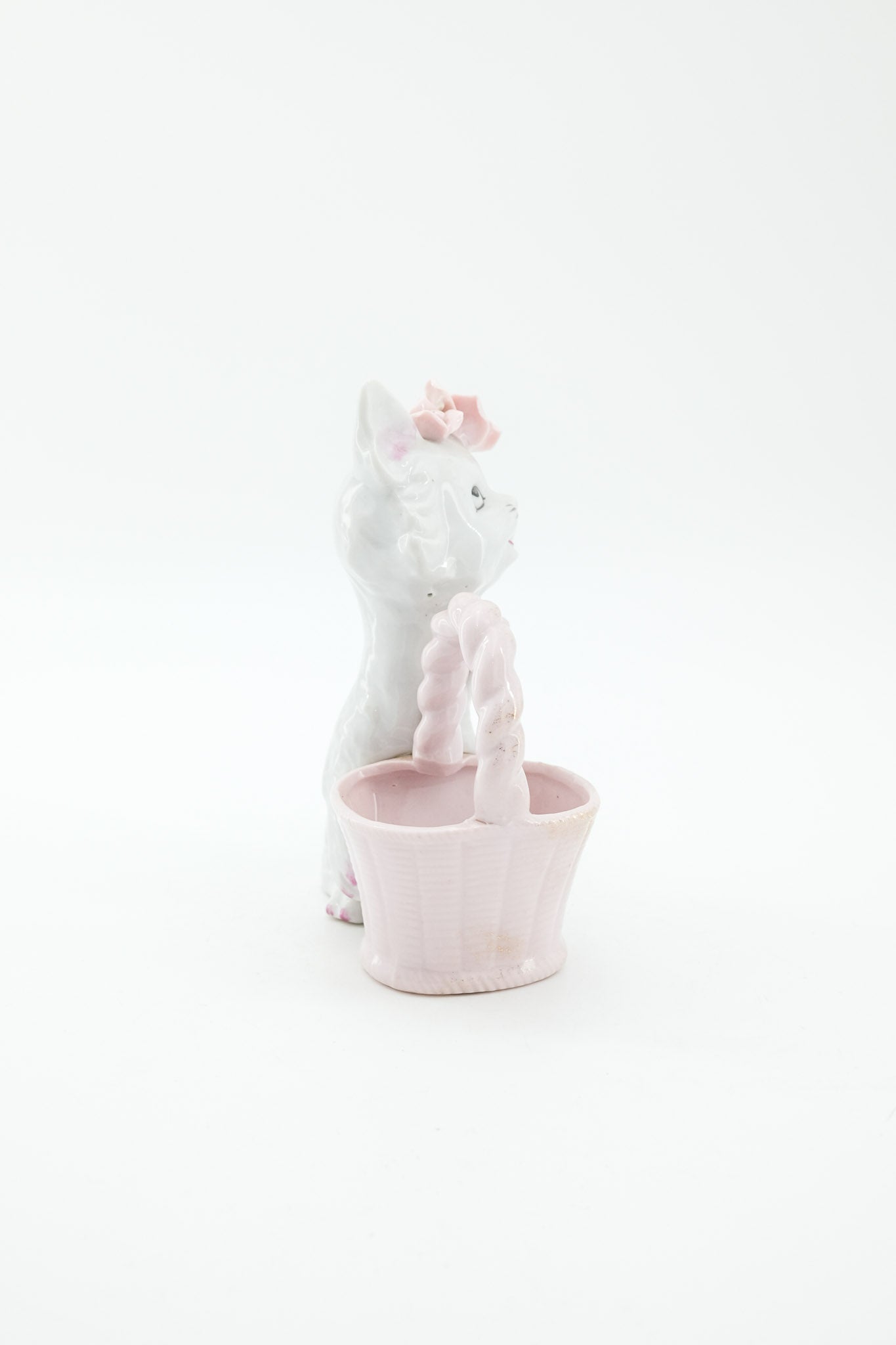 Wales Ceramic Cat with Flower Basket / ウェールズ 陶器の猫とフラワーバスケット