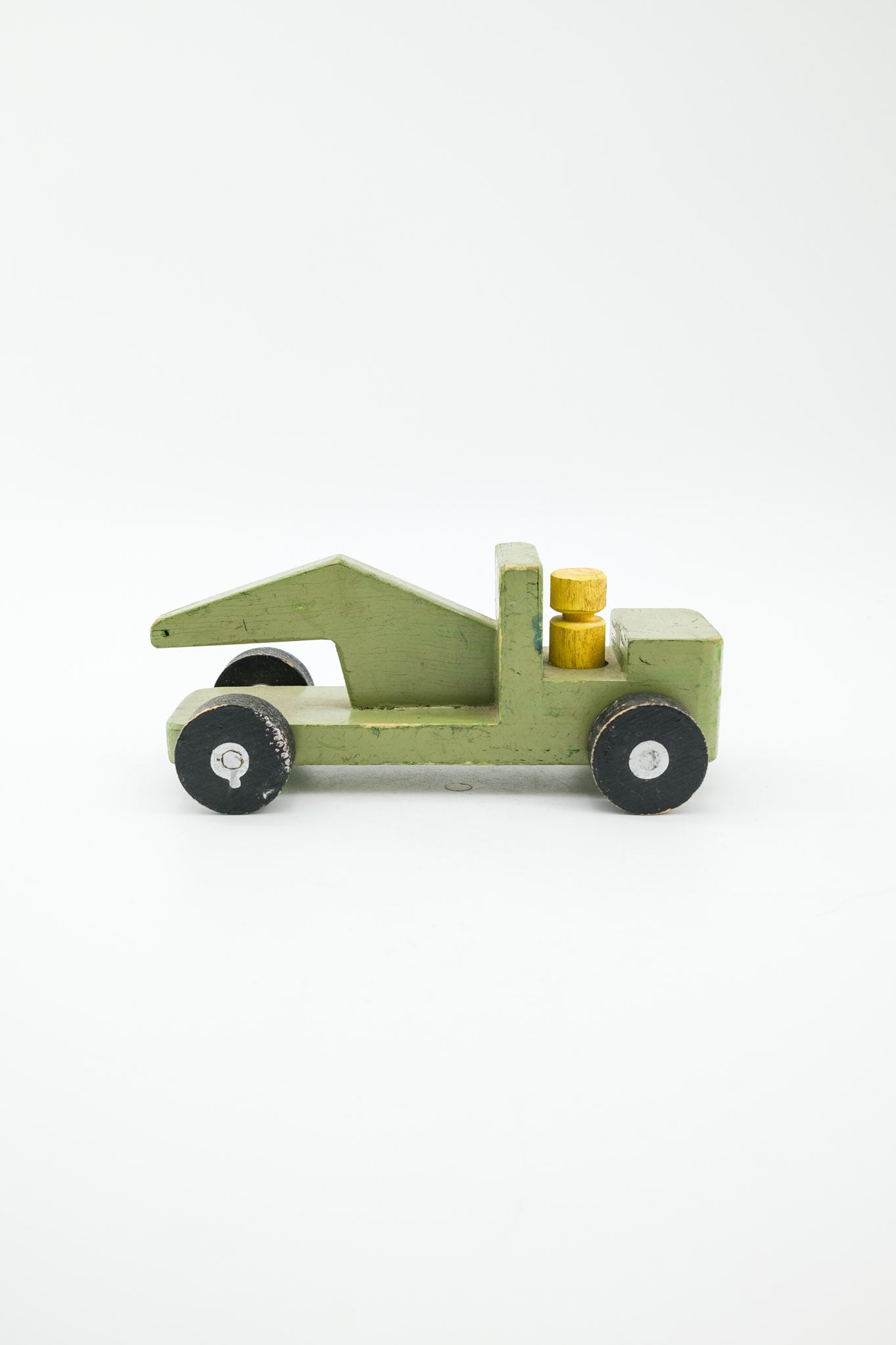 Vintage Wooden Crane Truck - Medium Green / ヴィンテージ 木製クレーントラック（ミディアムグリーン）