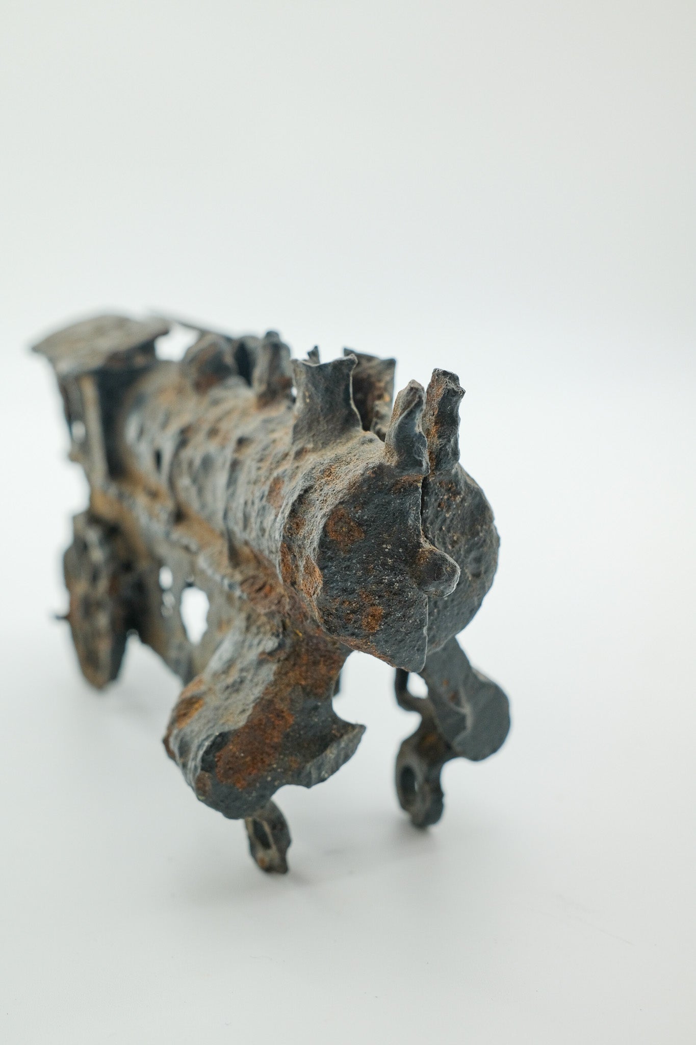 Antique Cast Iron Locomotive Object / 鋳物の列車のオブジェ