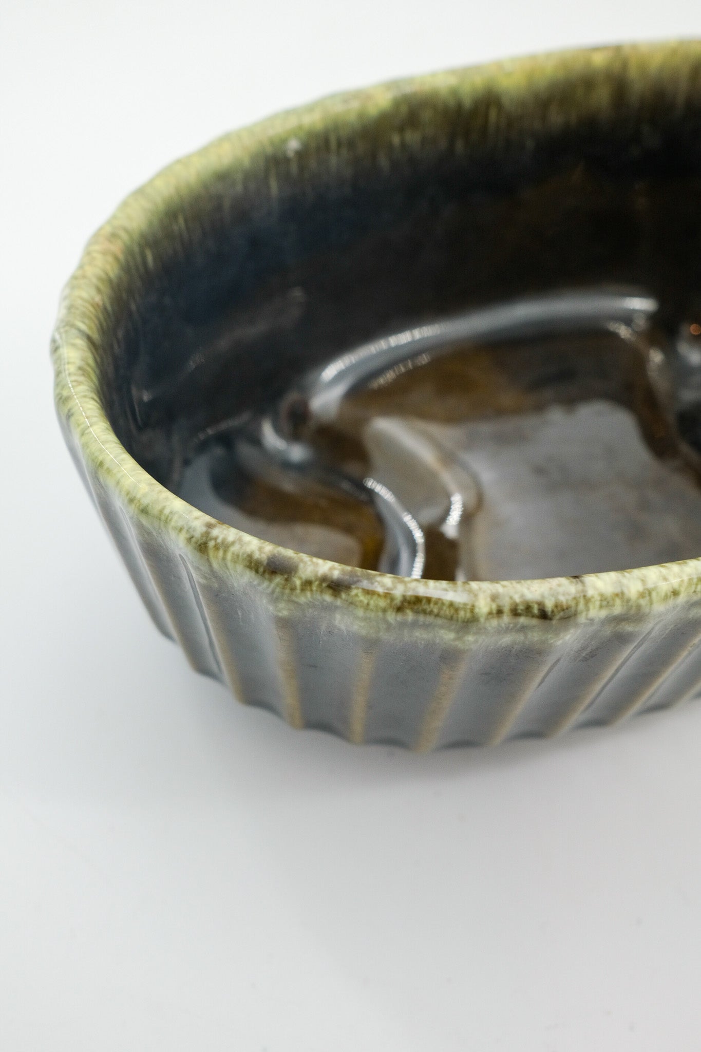 Hull Pottery Oval Planter F39 / ハル・ポッタリー オーバルプランター F39