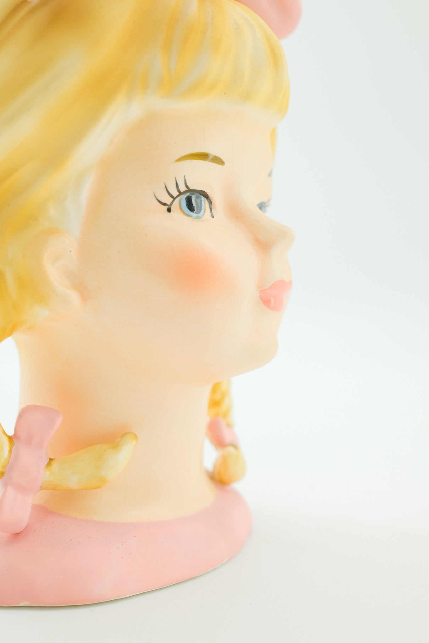 Blonde Girl Head Vase / レフトン女の子のフラワーベース