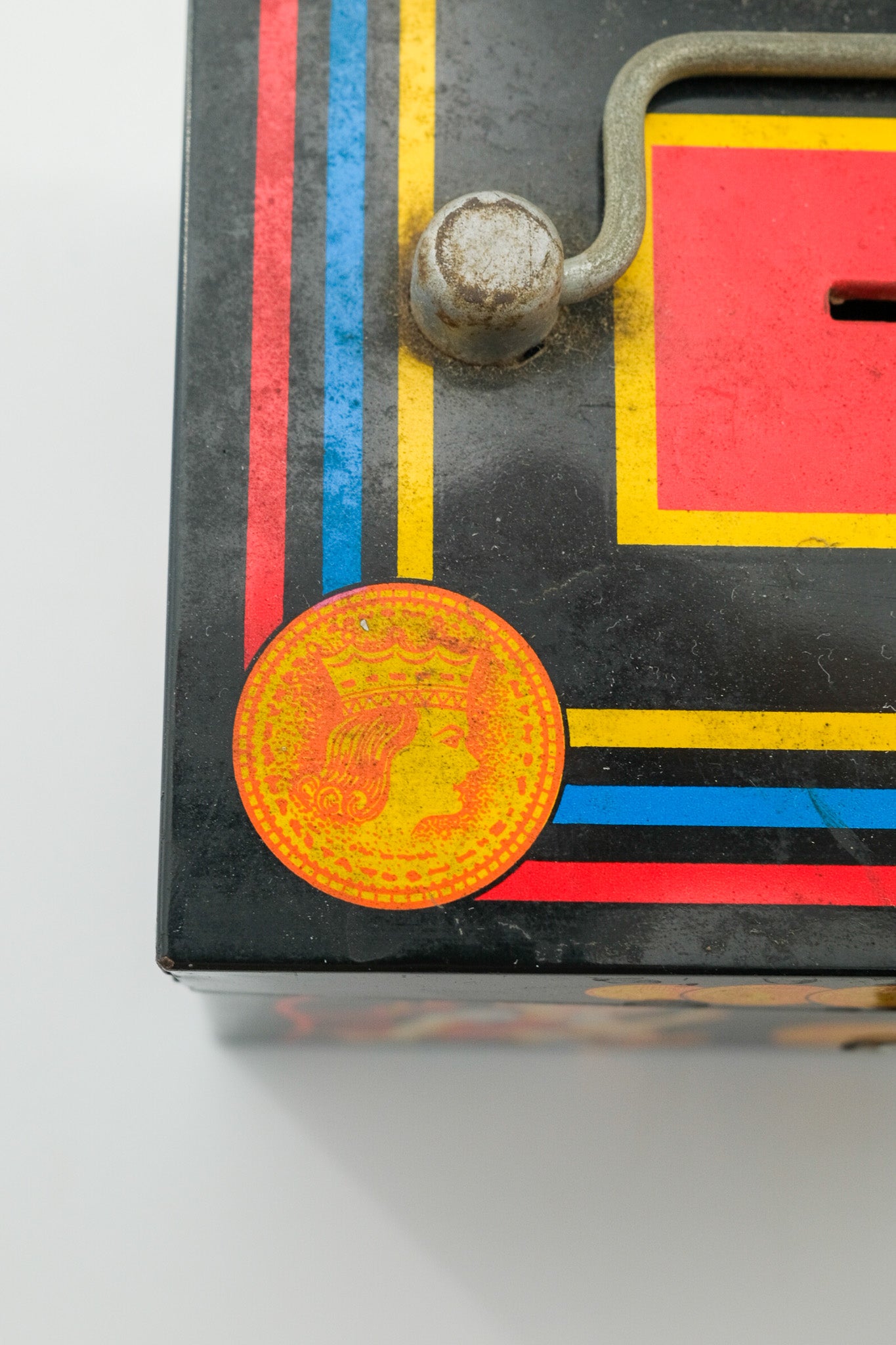 Vintage Tin Money Box with Illustrations / ヴィンテージ ブリキ貯金箱（イラスト入り）