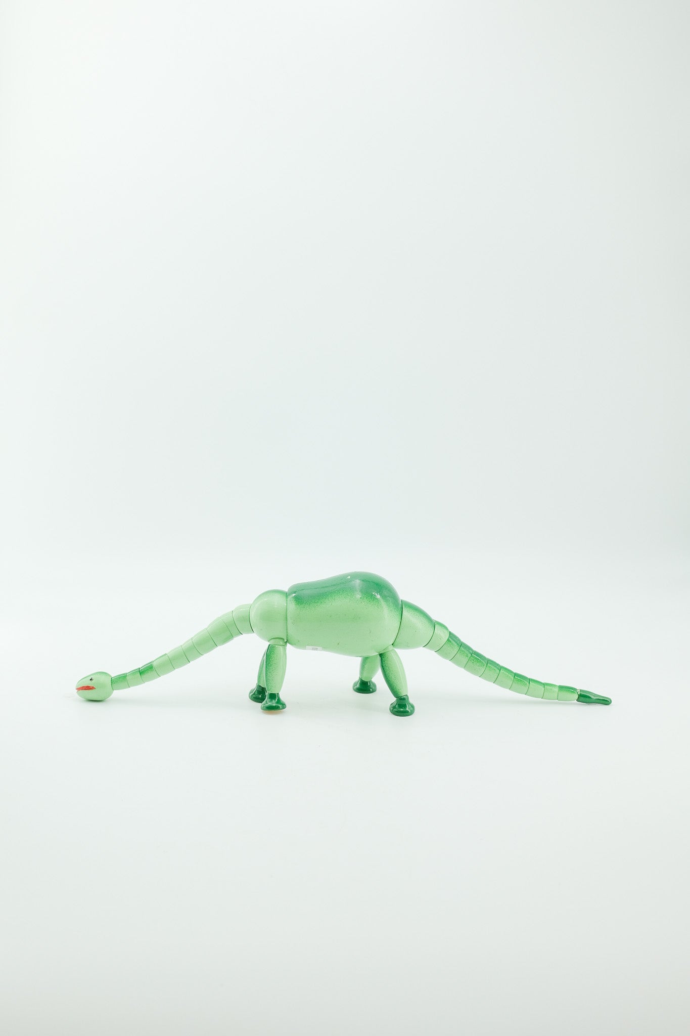 Wooden Brachiosaurus Toy / 木製のブラキオサウルス
