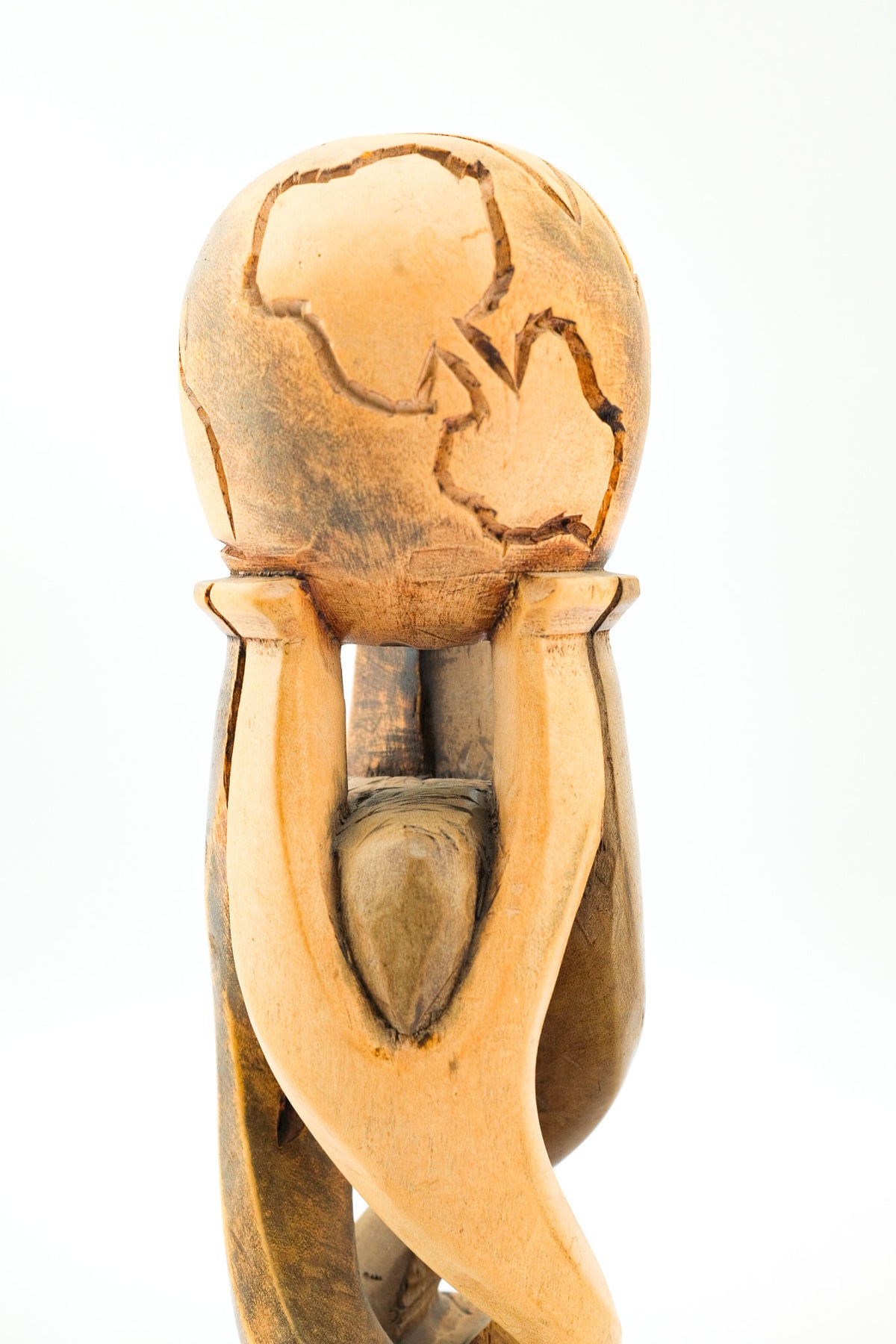 Wooden Unity Sculpture with Globe / 木彫り　団結した人々と地球の像