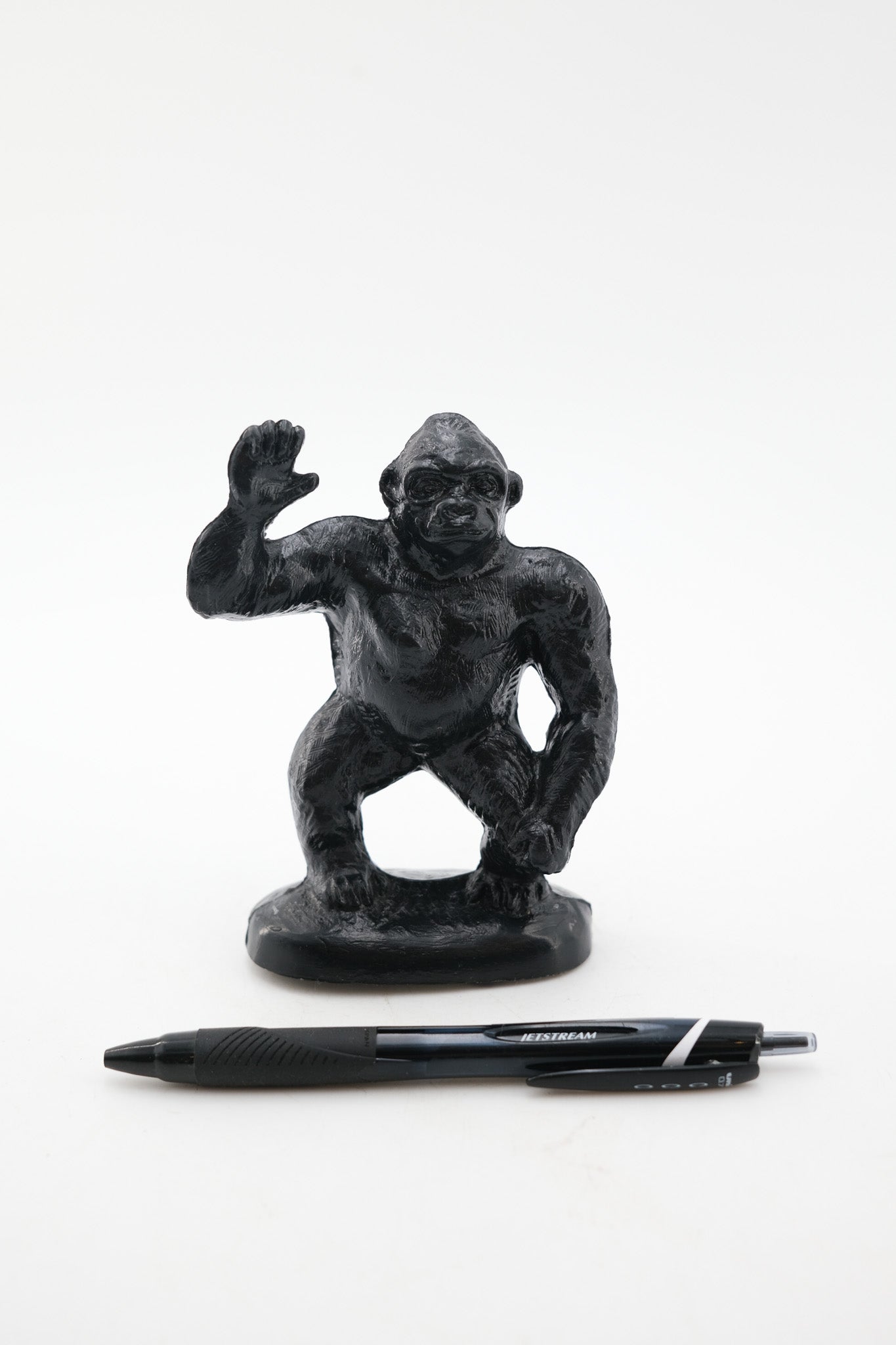 Vintage Gorilla Figurine (Milwaukee County Zoo) / ヴィンテージ ゴリラ フィギュア（ミルウォーキー・カウンティ動物園）