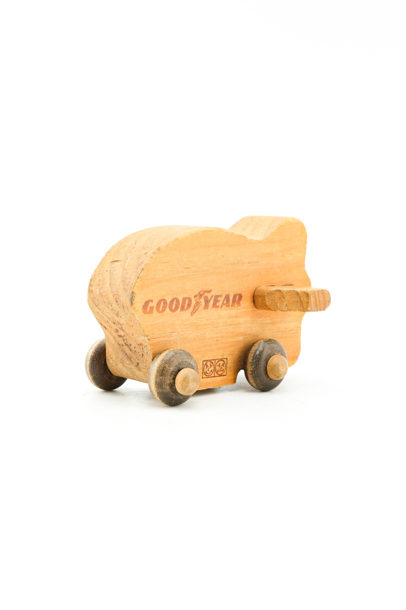 GOOD YEAR Wooden Blimp Toy / Goodyear 木製飛行船のおもちゃ