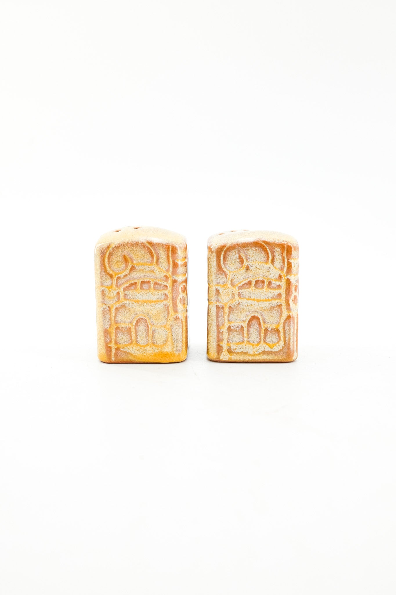 陶器製 ソルト＆ペッパーシェイカー / Salt &amp; Pepper Shakers
