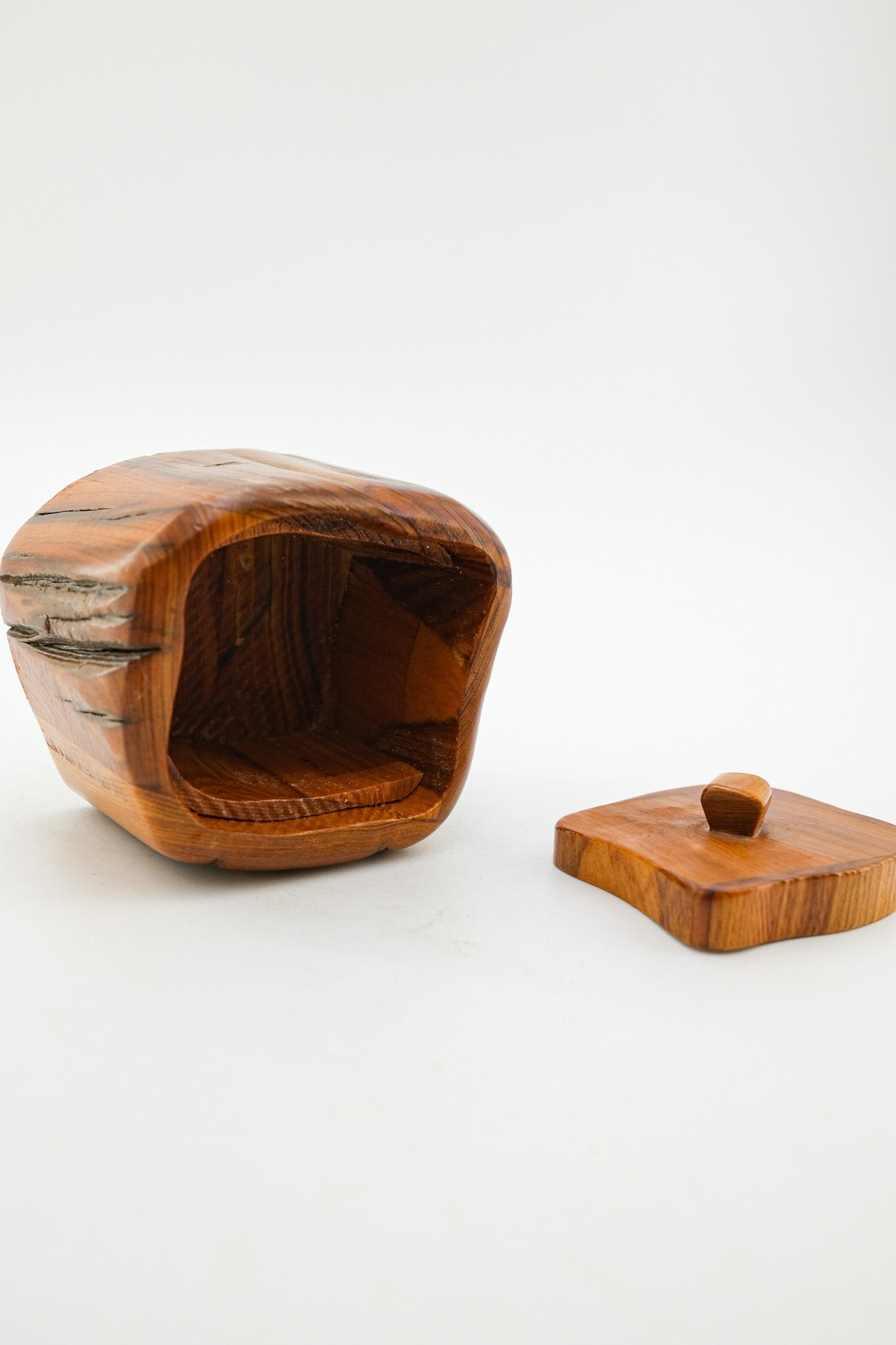 Cliff Mire Cypress Wood Lidded Box (2000) / ハンドメイド蓋付きBOX
