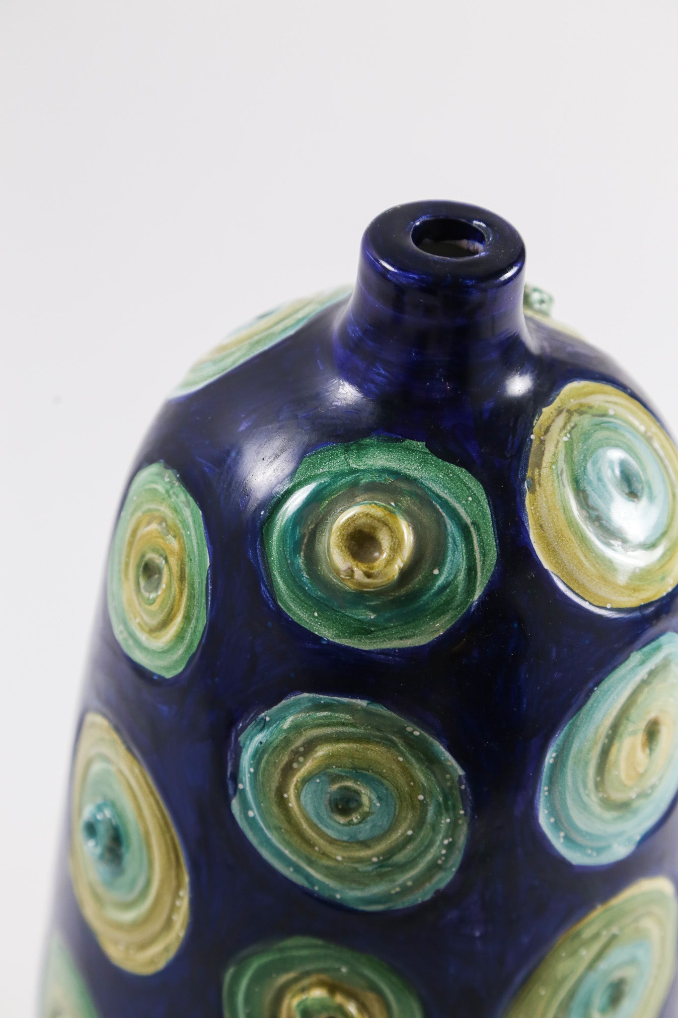 Spiraling Ceramic Sculpture / ぐるぐる陶器オブジェ