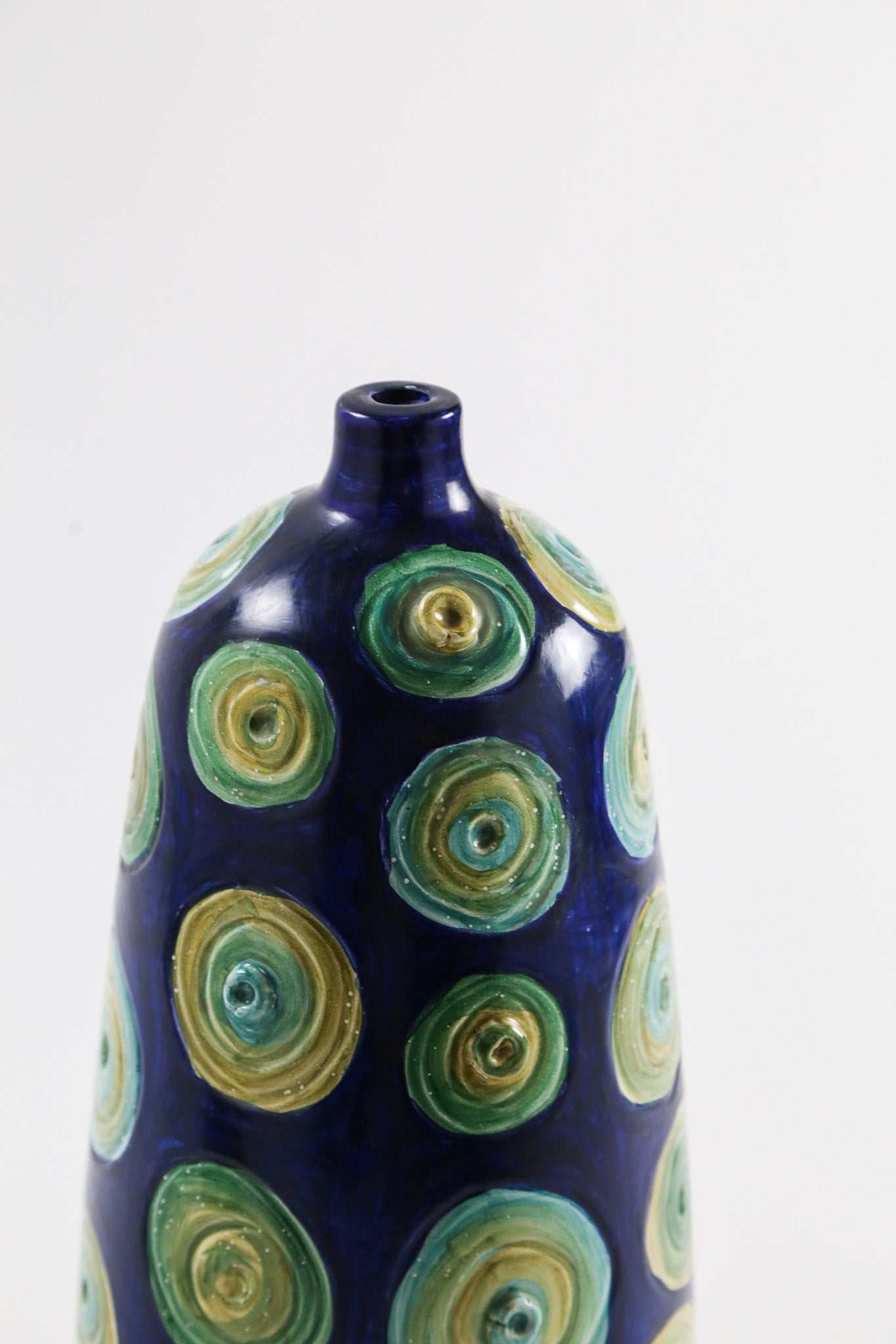 Spiraling Ceramic Sculpture / ぐるぐる陶器オブジェ