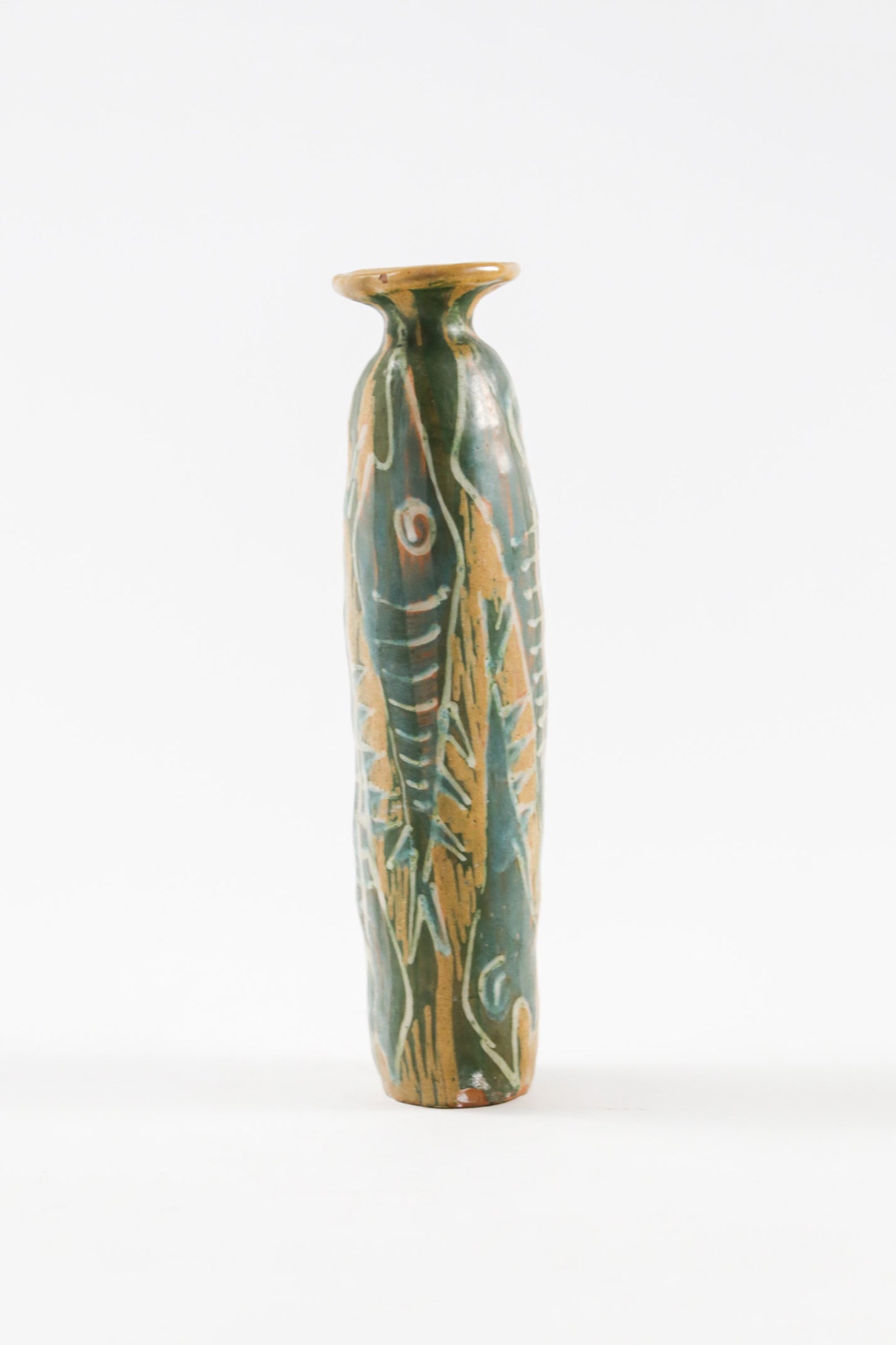 Slender Ceramic Vase with Fish Pattern / 細長花器 魚の絵柄