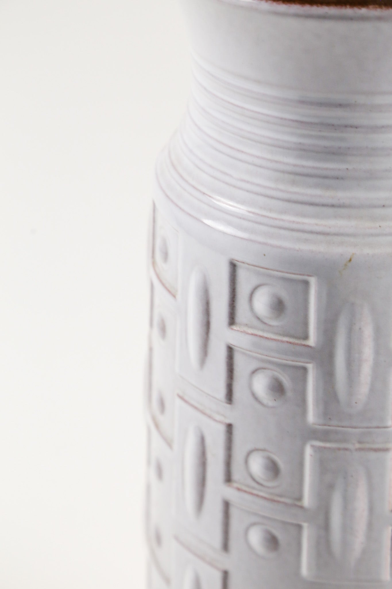 White Fat Lava Flower Vase / ホワイト ファットラバ 花器