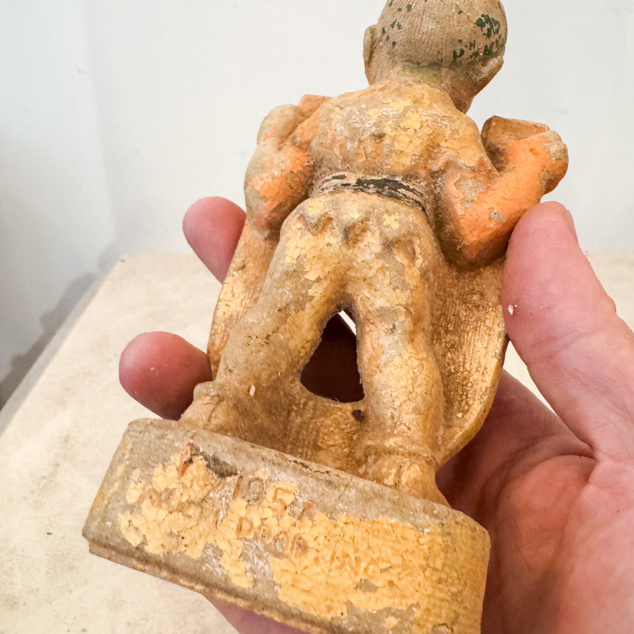 Award Statue / トロフィー