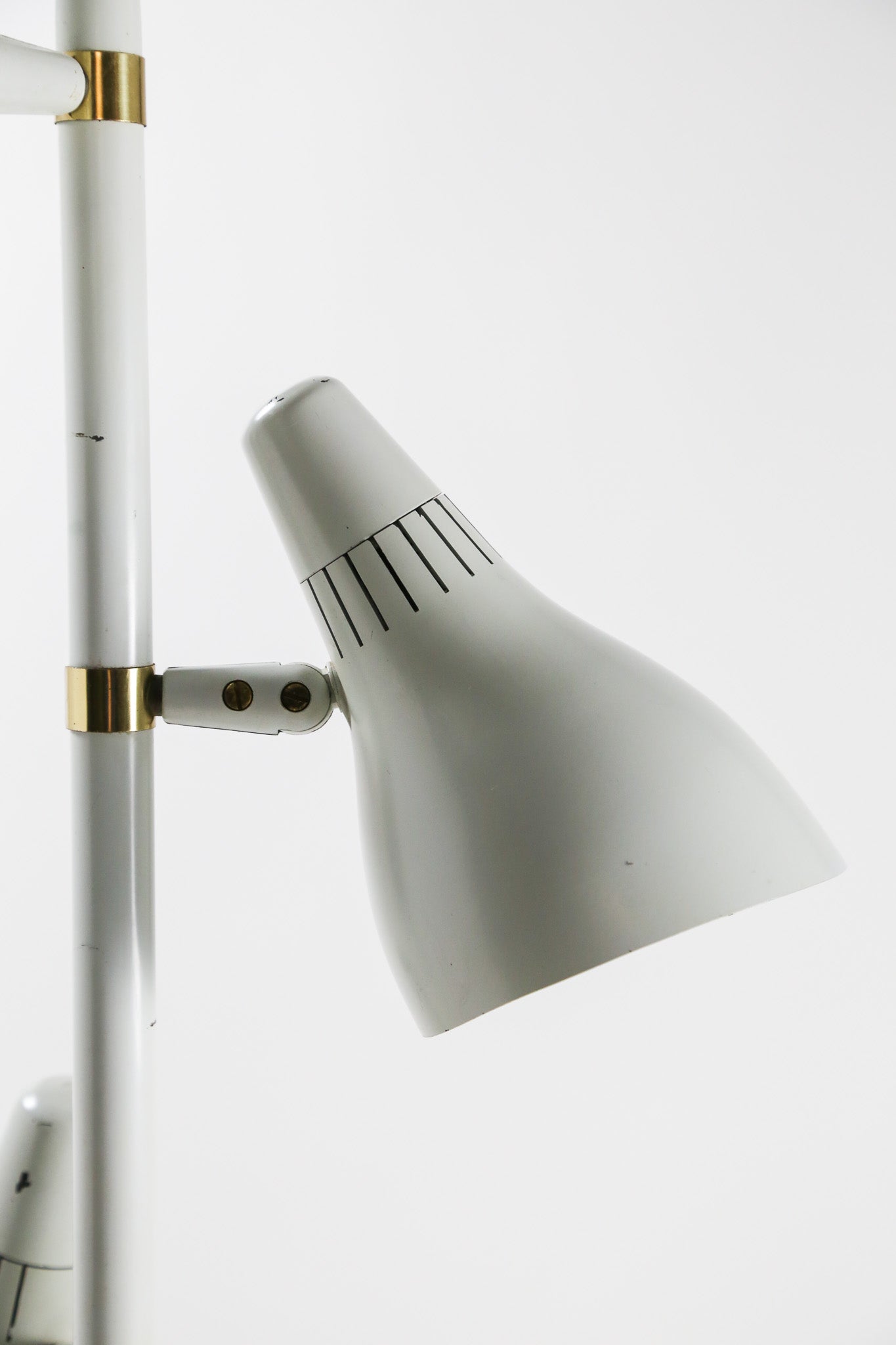 3-Light Adjustable Floor Light (Gray) / グレー 3灯フロアライト