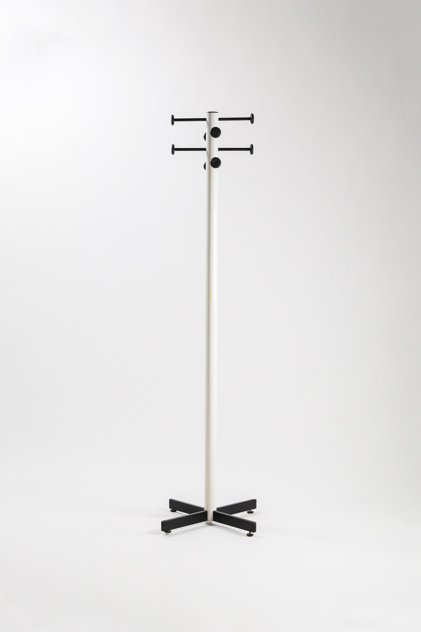 Black & White Hook Pole Rack / 白×黒フック ポールラック