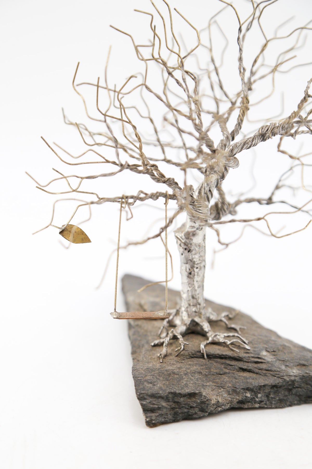 Wire Tree Sculpture with Swing / ワイヤーツリーとブランコのオブジェ
