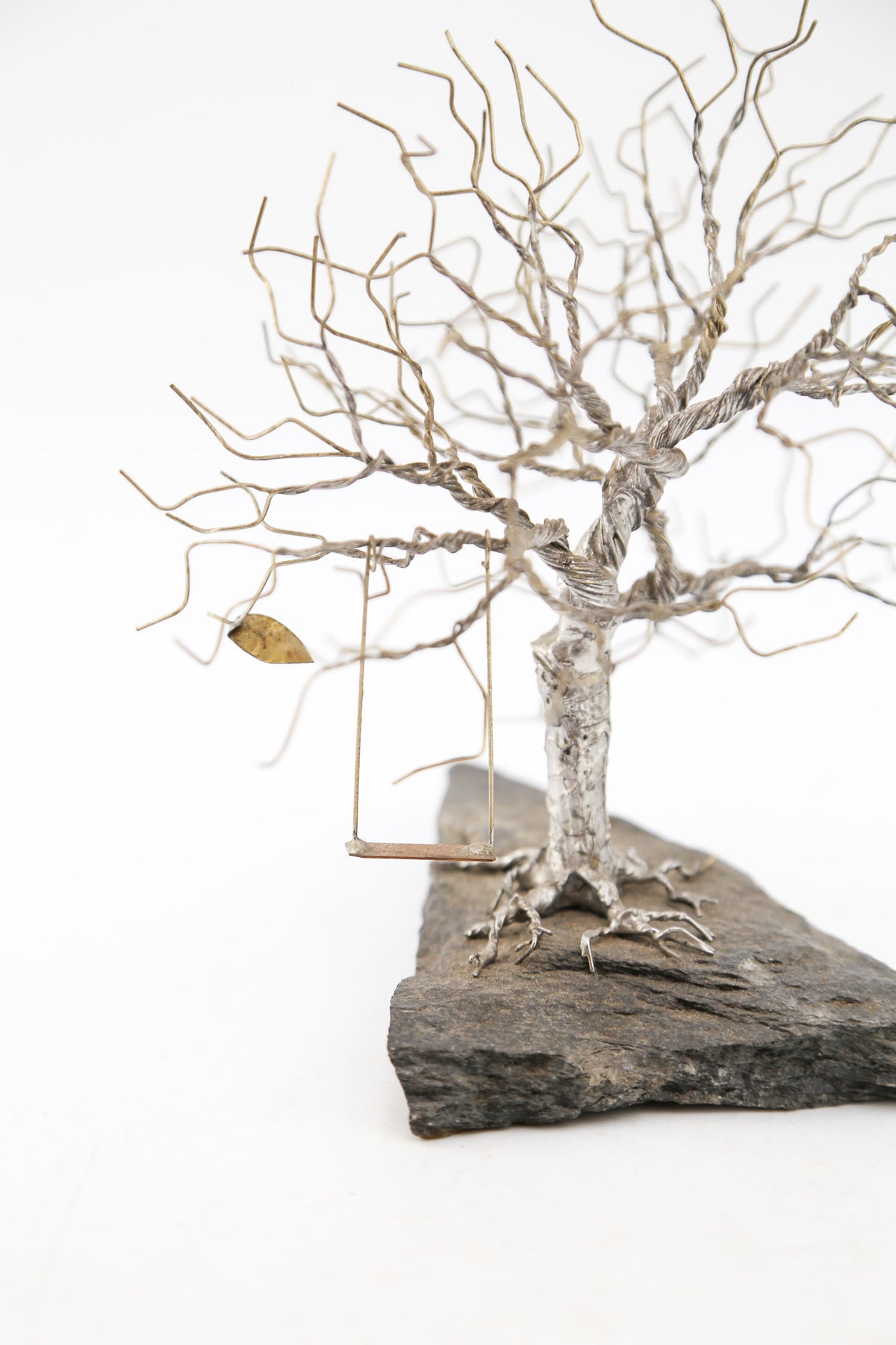 Wire Tree Sculpture with Swing / ワイヤーツリーとブランコのオブジェ
