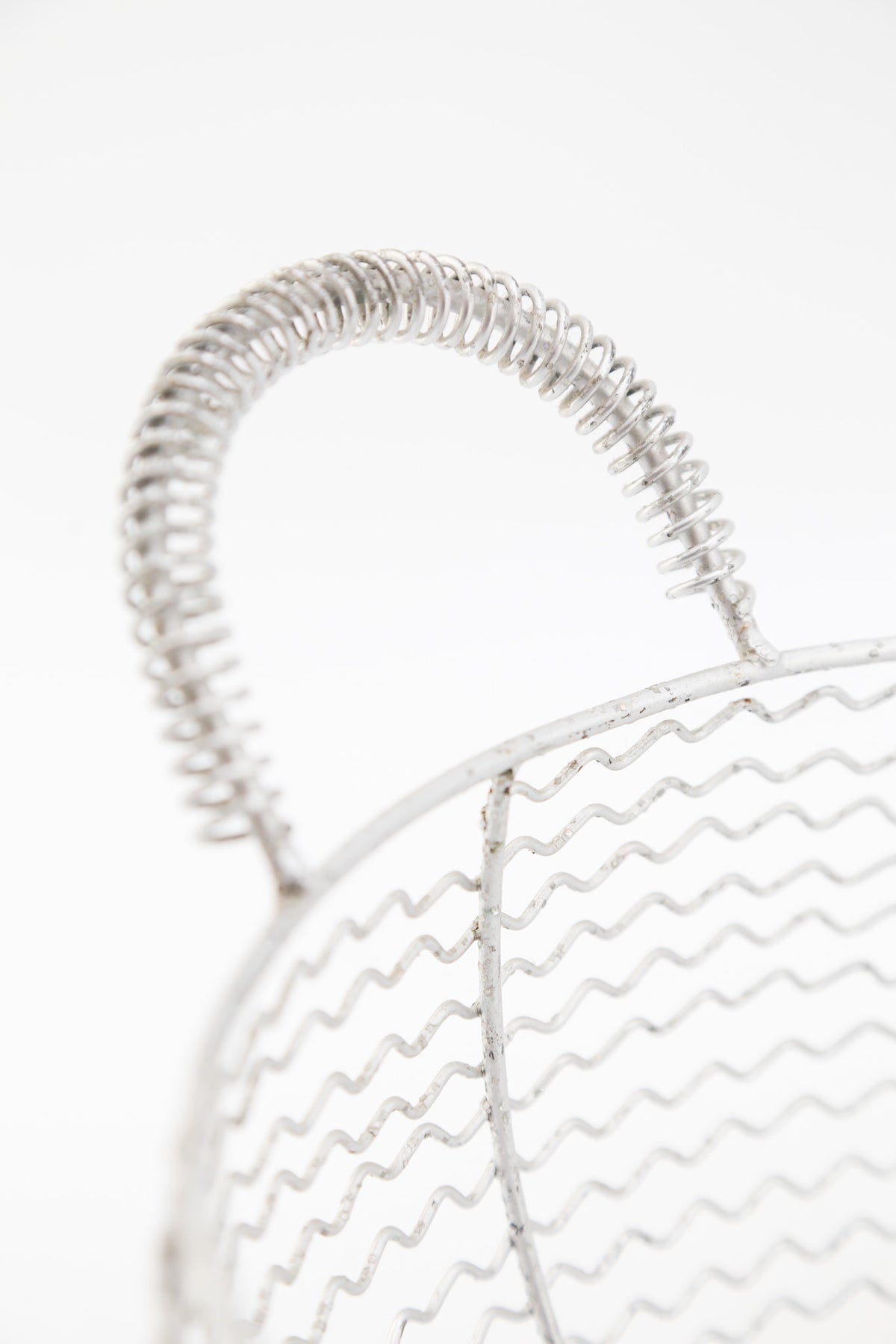 Wire Basket with Coil Handles / ワイヤーバスケット（コイルハンドル）