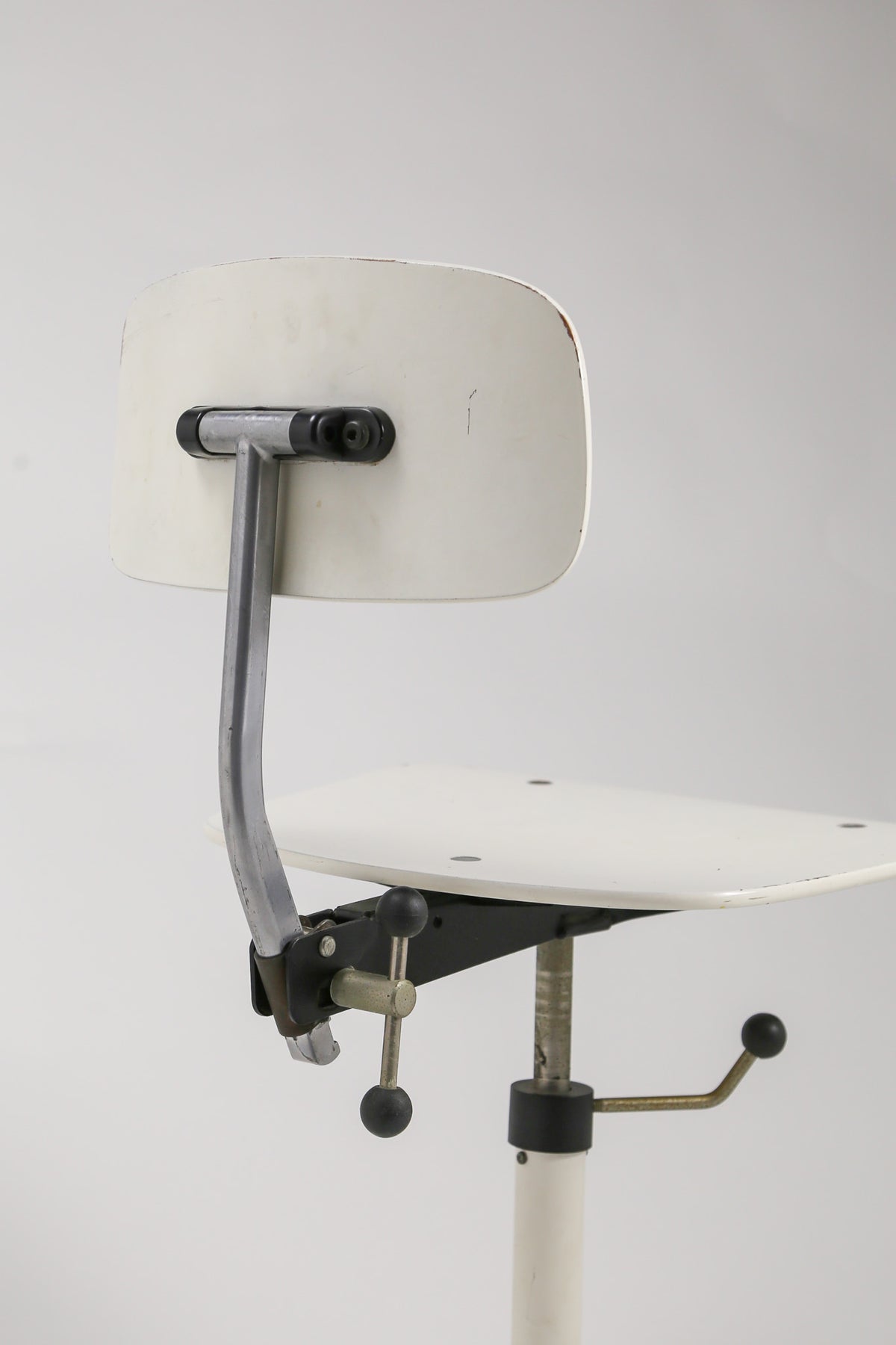 Kevi Desk Chair / Kevi デスクチェア