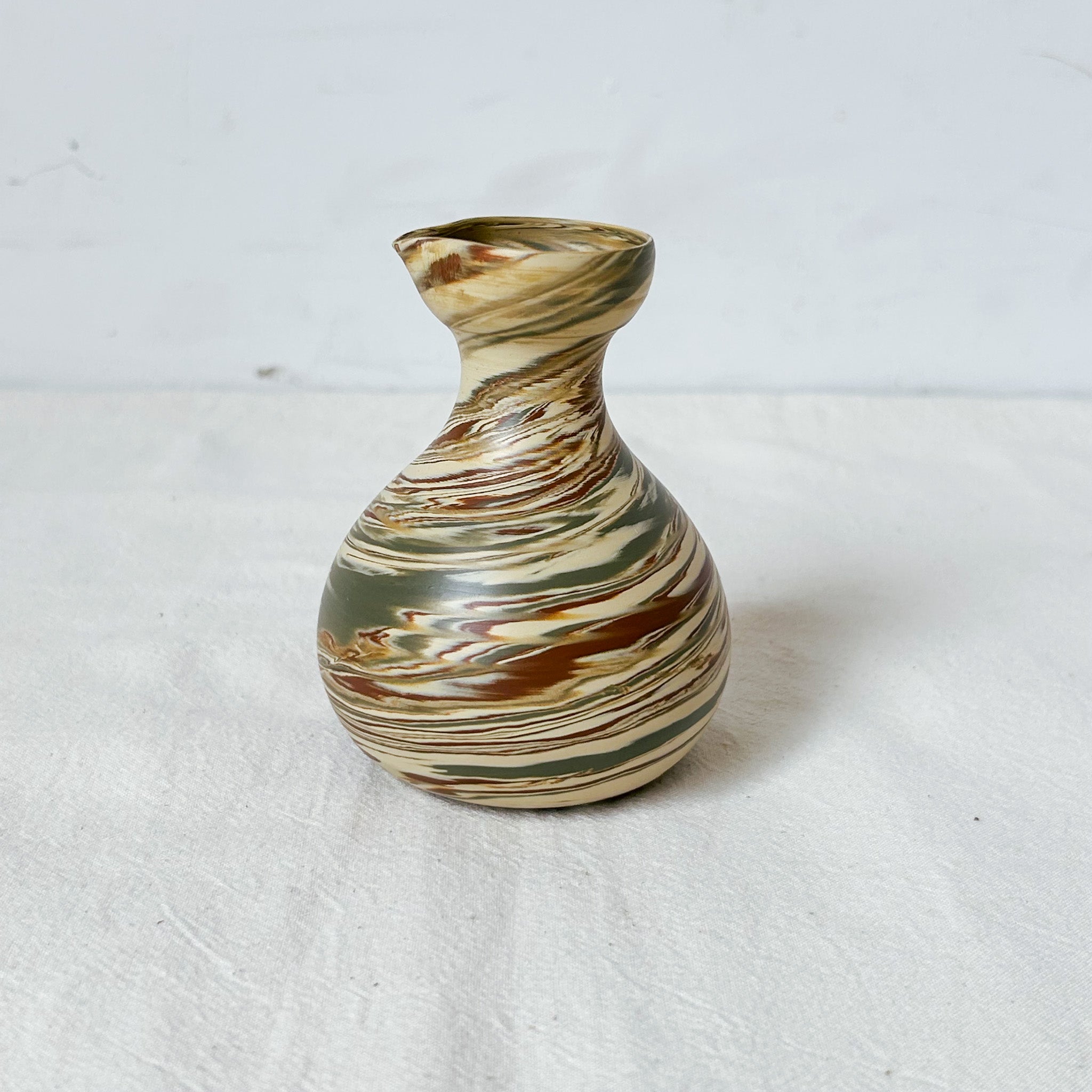 Marble Pottery sake bottle / 練り込みのとっくり