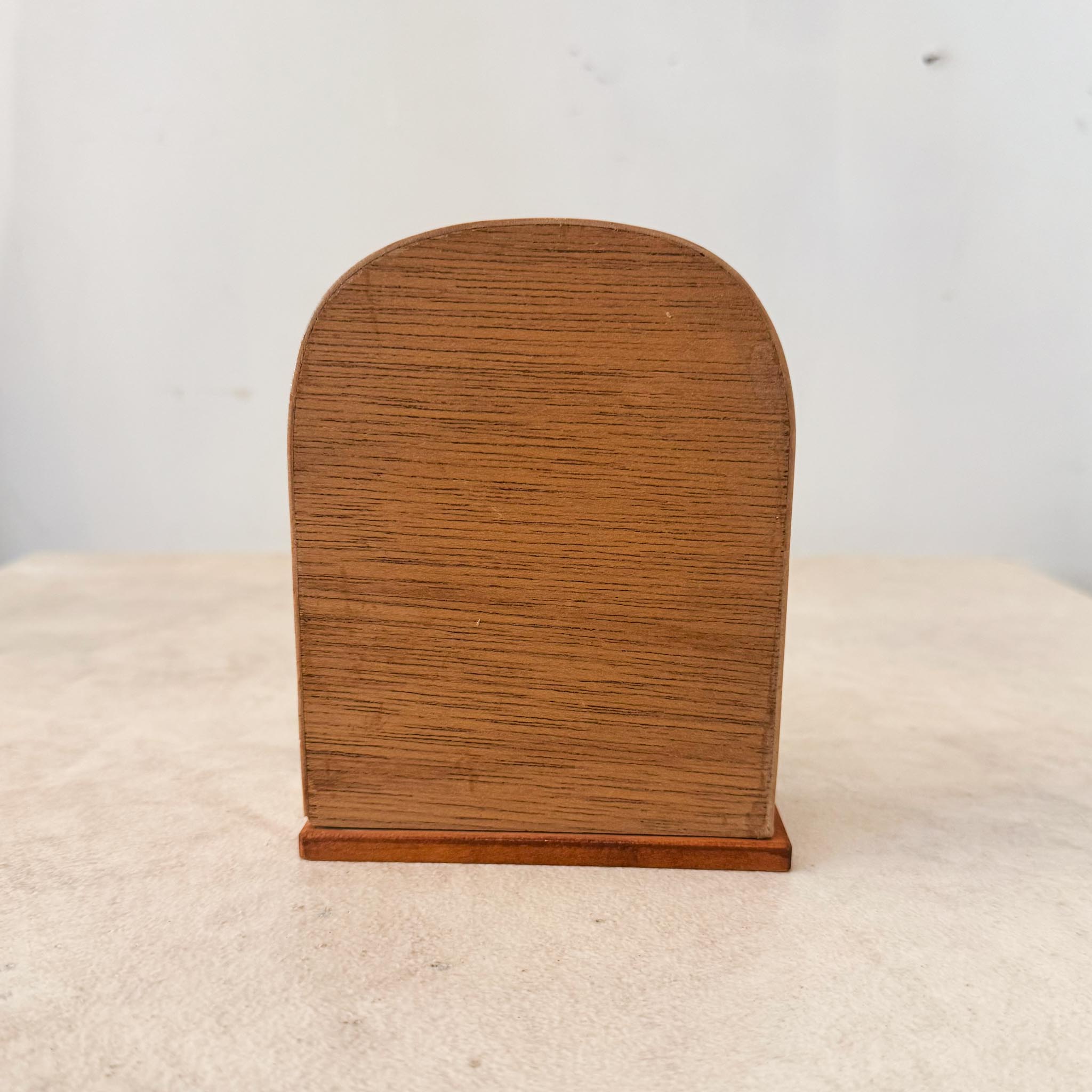 Wooden Lion Bank / 木製ライオンの貯金箱
