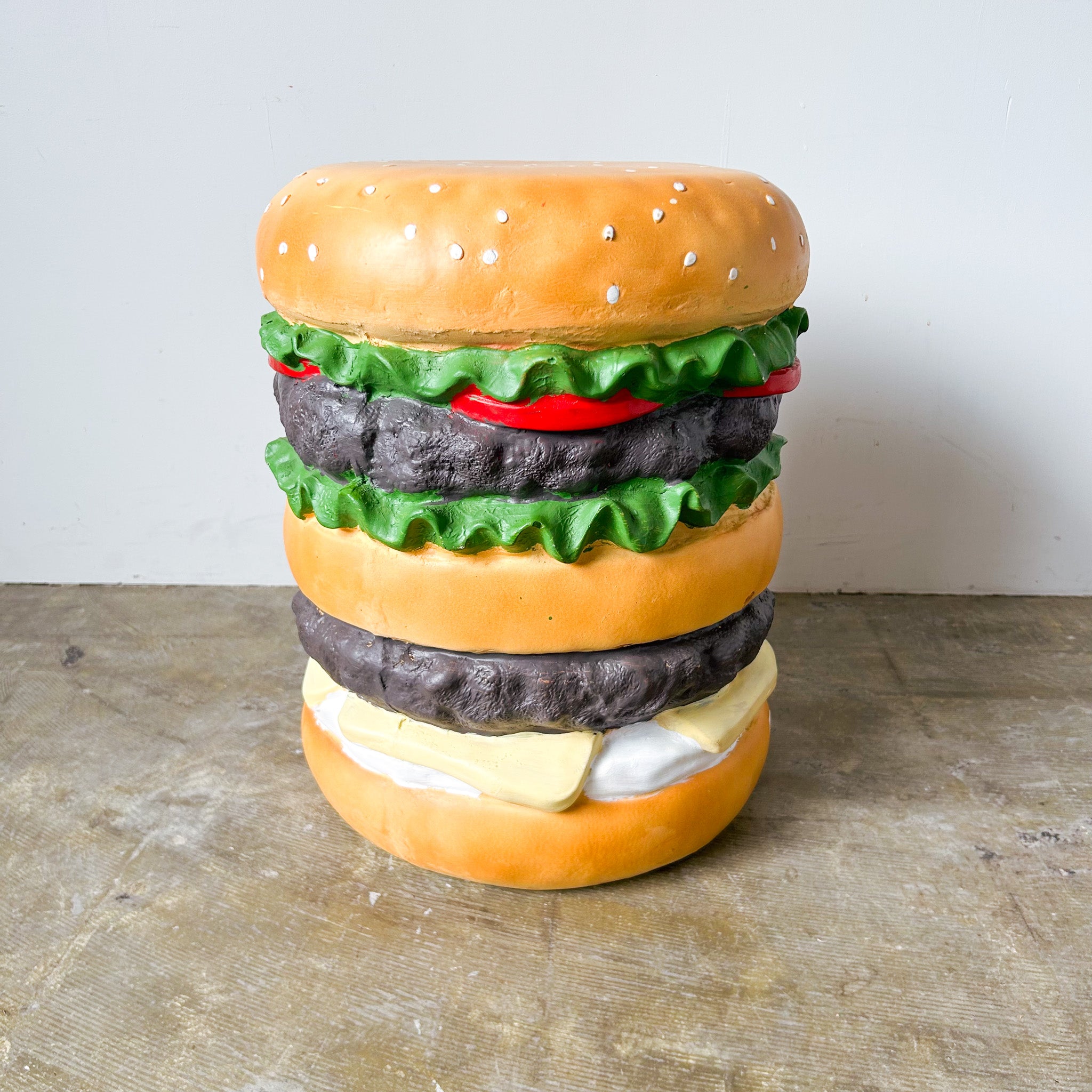 Hamburger Stool / ハンバーガーのスツール