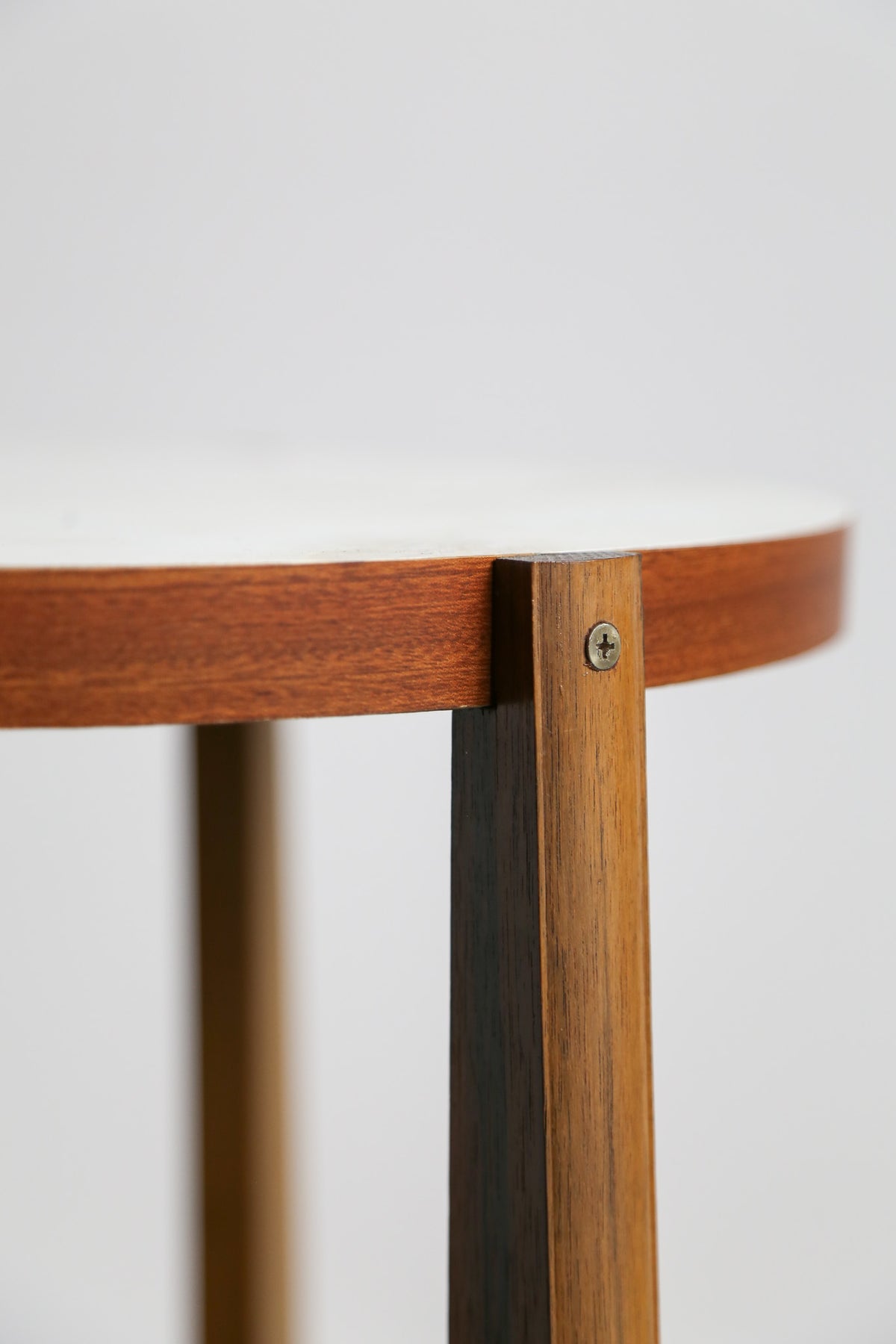 3-Tier Round Side Table / 3段 ラウンドサイドテーブル