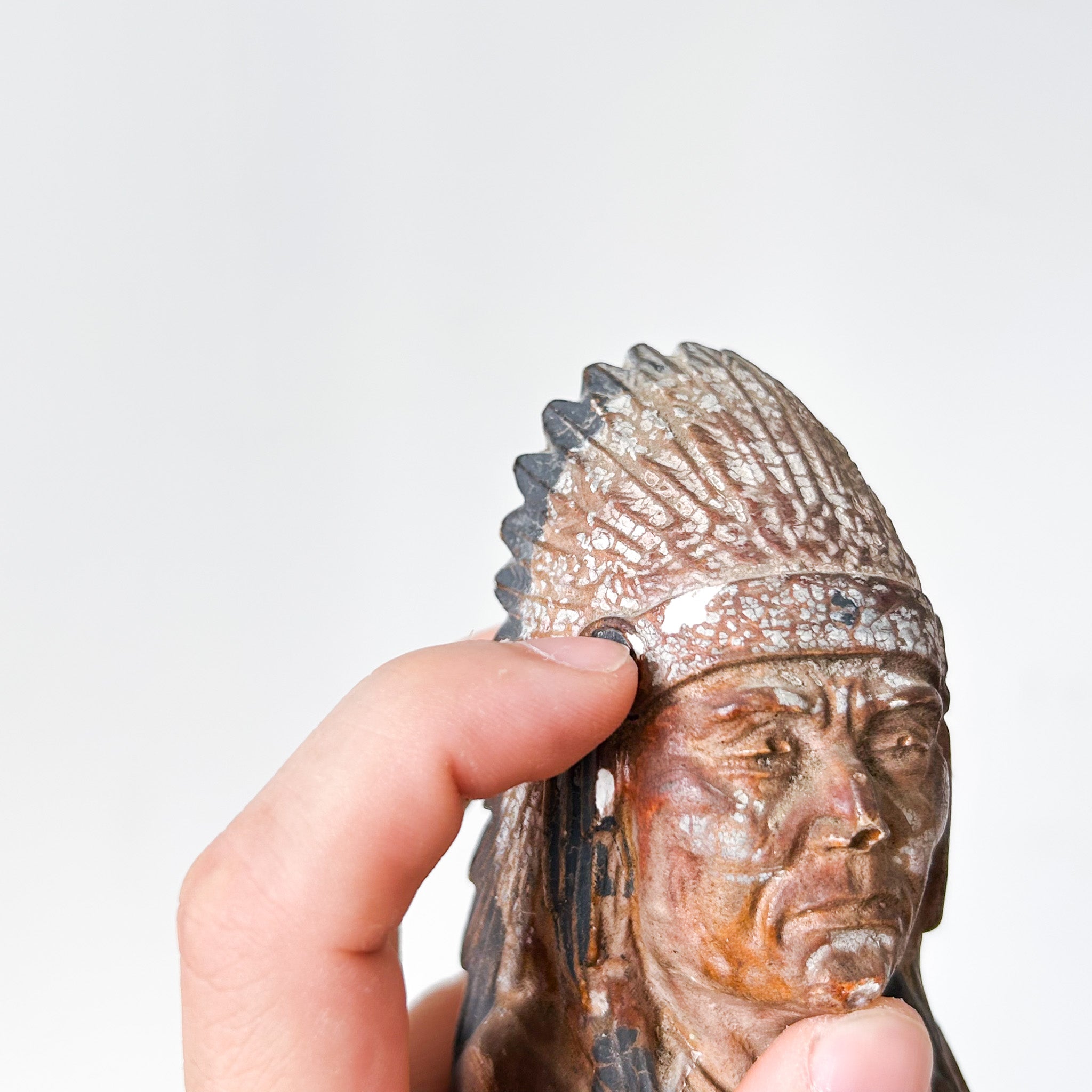 Native American Statue / ネイティブアメリカンの胸像