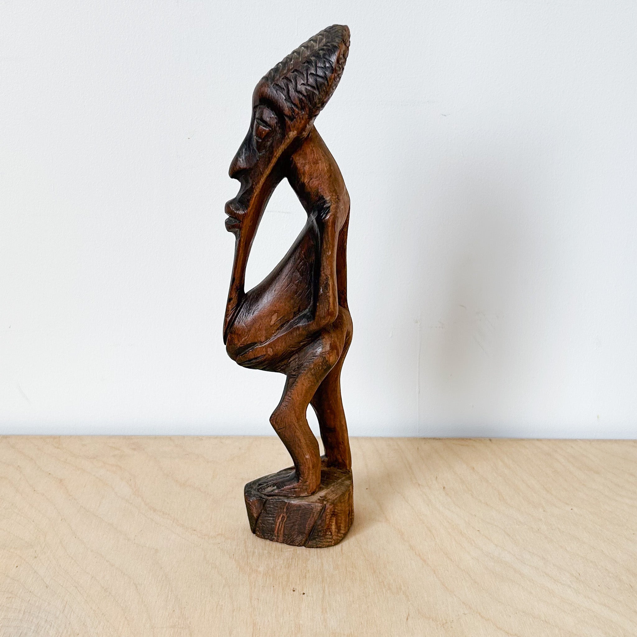 African Wooden Statue / アフリカ木製の像