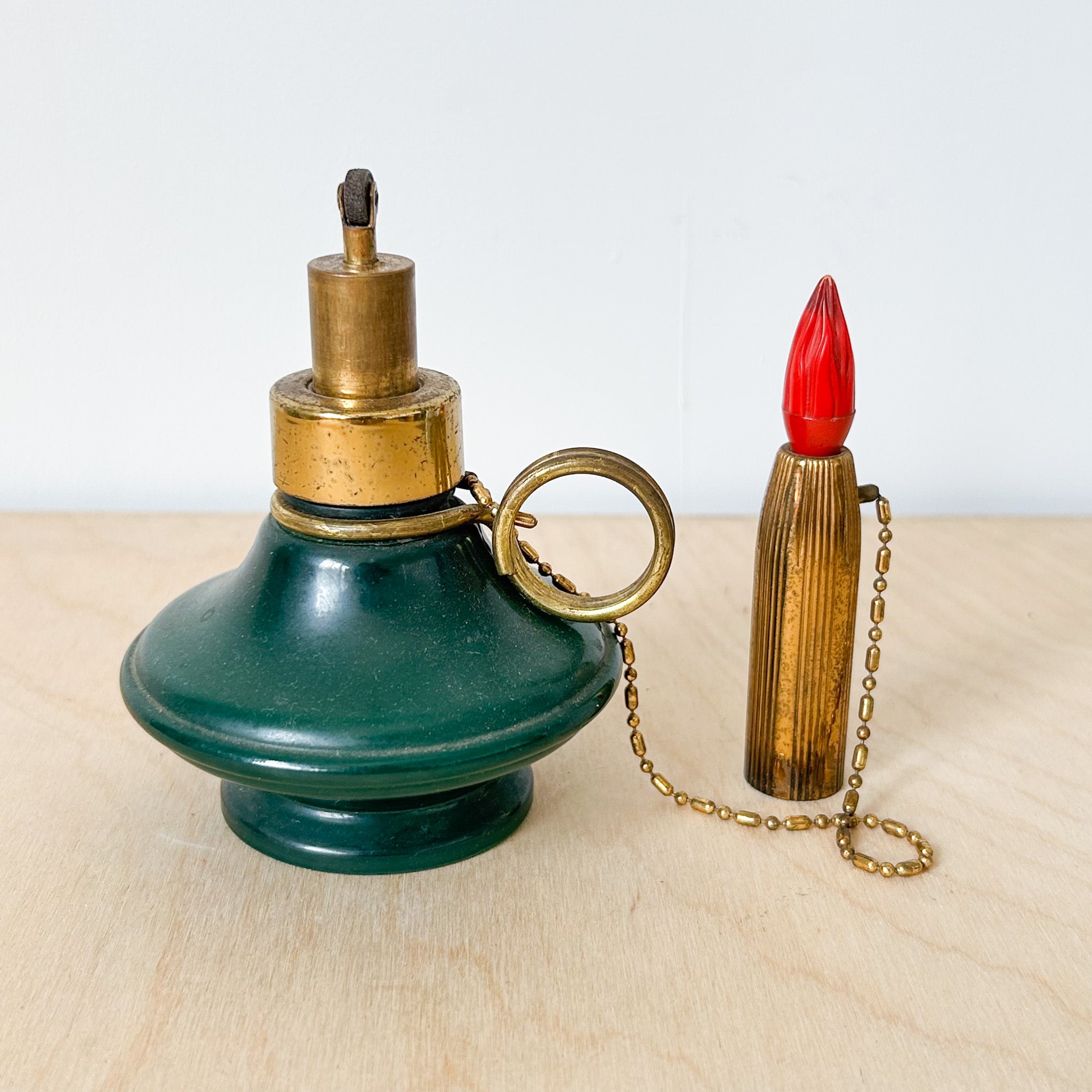 Candle Shaped Oil Lighter / キャンドルの形のオイルライター