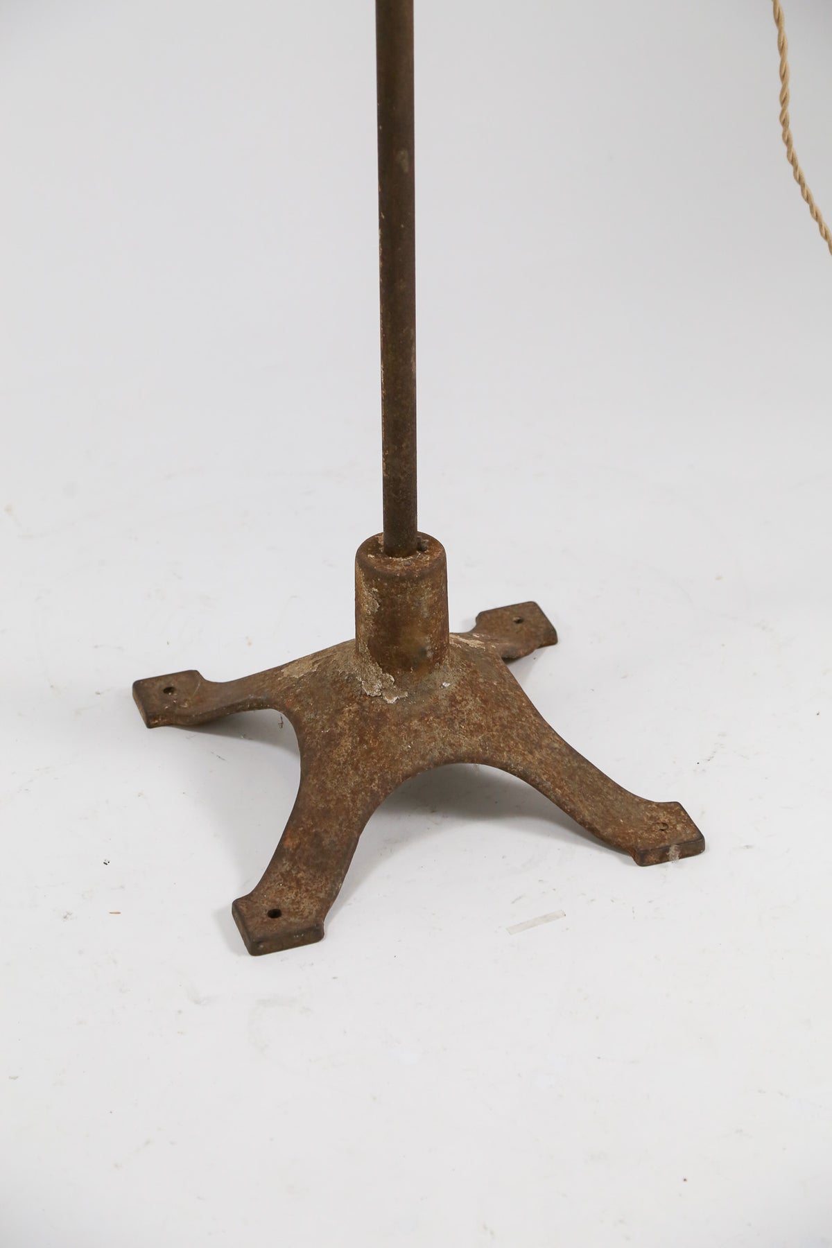 Vintage Industrial Floor Lamp / ヴィンテージ インダストリアル フロアランプ