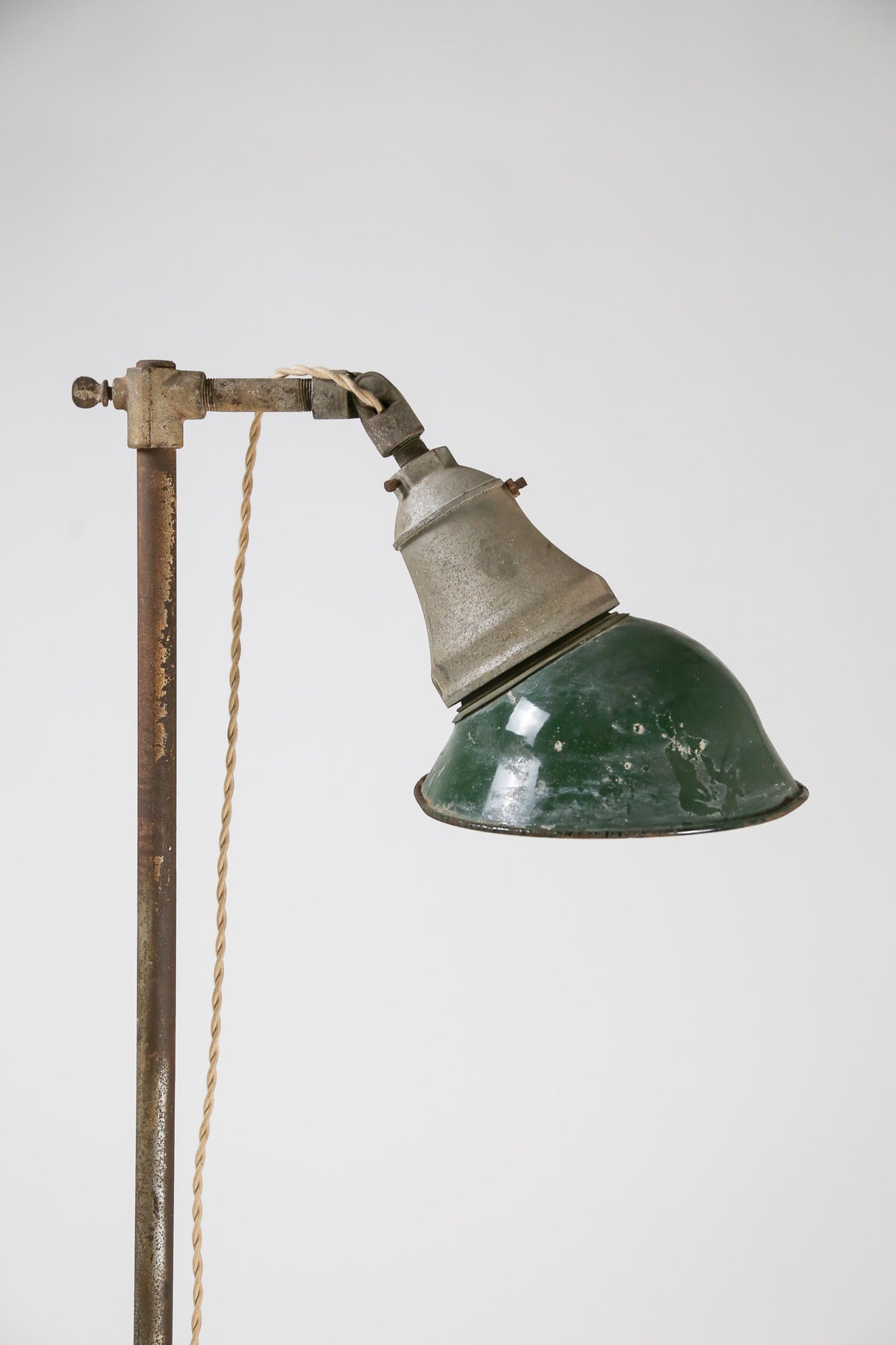 Vintage Industrial Floor Lamp / ヴィンテージ インダストリアル フロアランプ