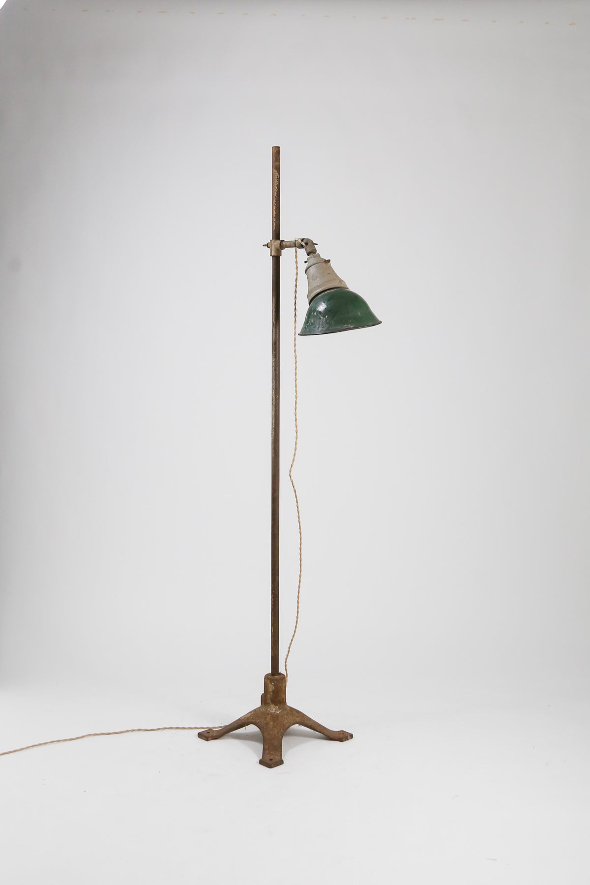 Vintage Industrial Floor Lamp / ヴィンテージ インダストリアル フロアランプ