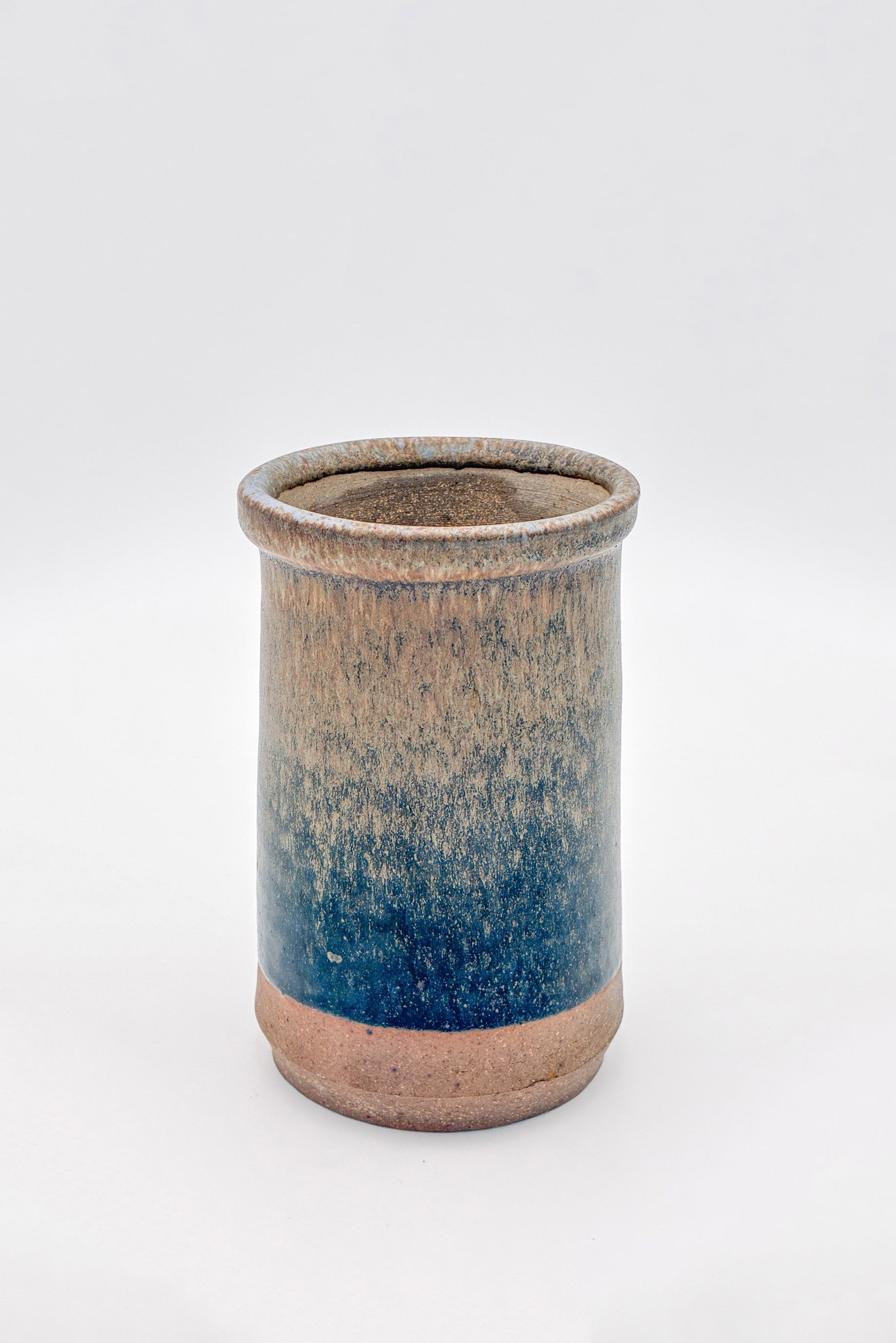 Cylindrical Container / 円筒形の容器（ブルーグラデーション）