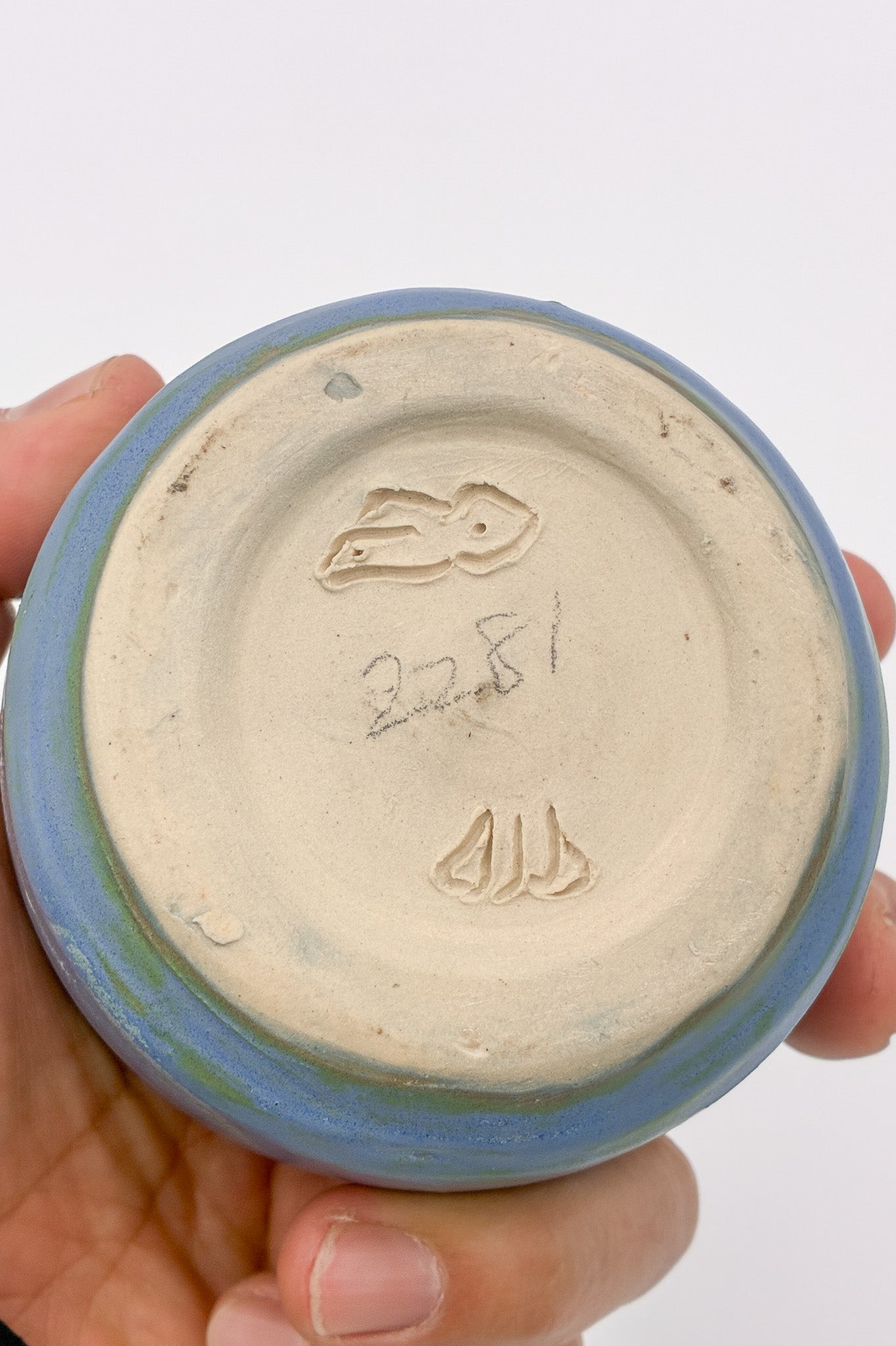 Light Blue Lidded Container / 水色 フタ付き容器