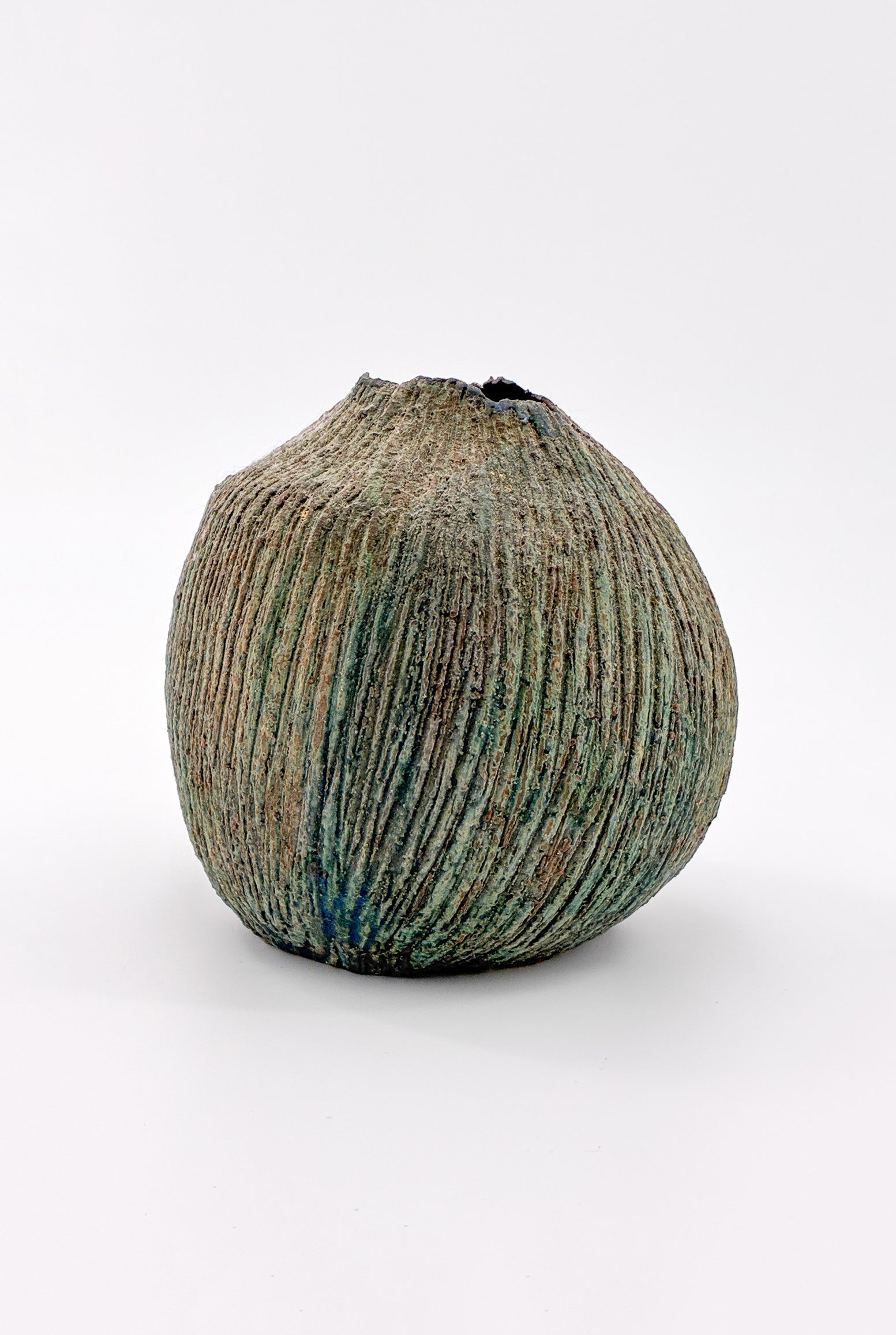 Deep Green Ceramic Flower Vase / 深緑 フラワーベース（陶）