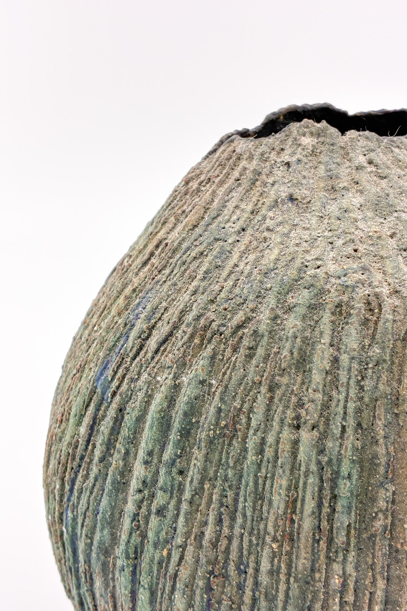 Deep Green Ceramic Flower Vase / 深緑 フラワーベース（陶）