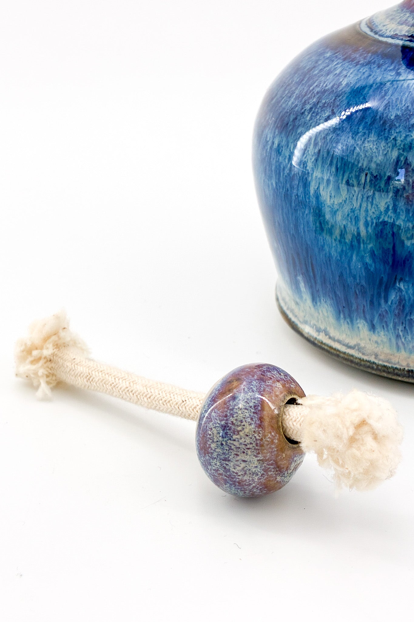 Oil Lamp (Floral Pattern) / オイルランプ（ピンク/ブルー）