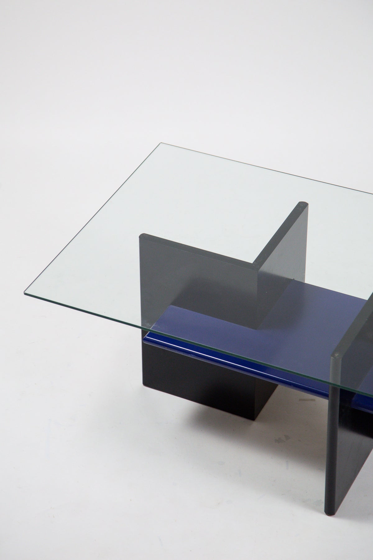 Postmodern Glass Top Low Table / ポストモダン ガラス天板 ローテーブル
