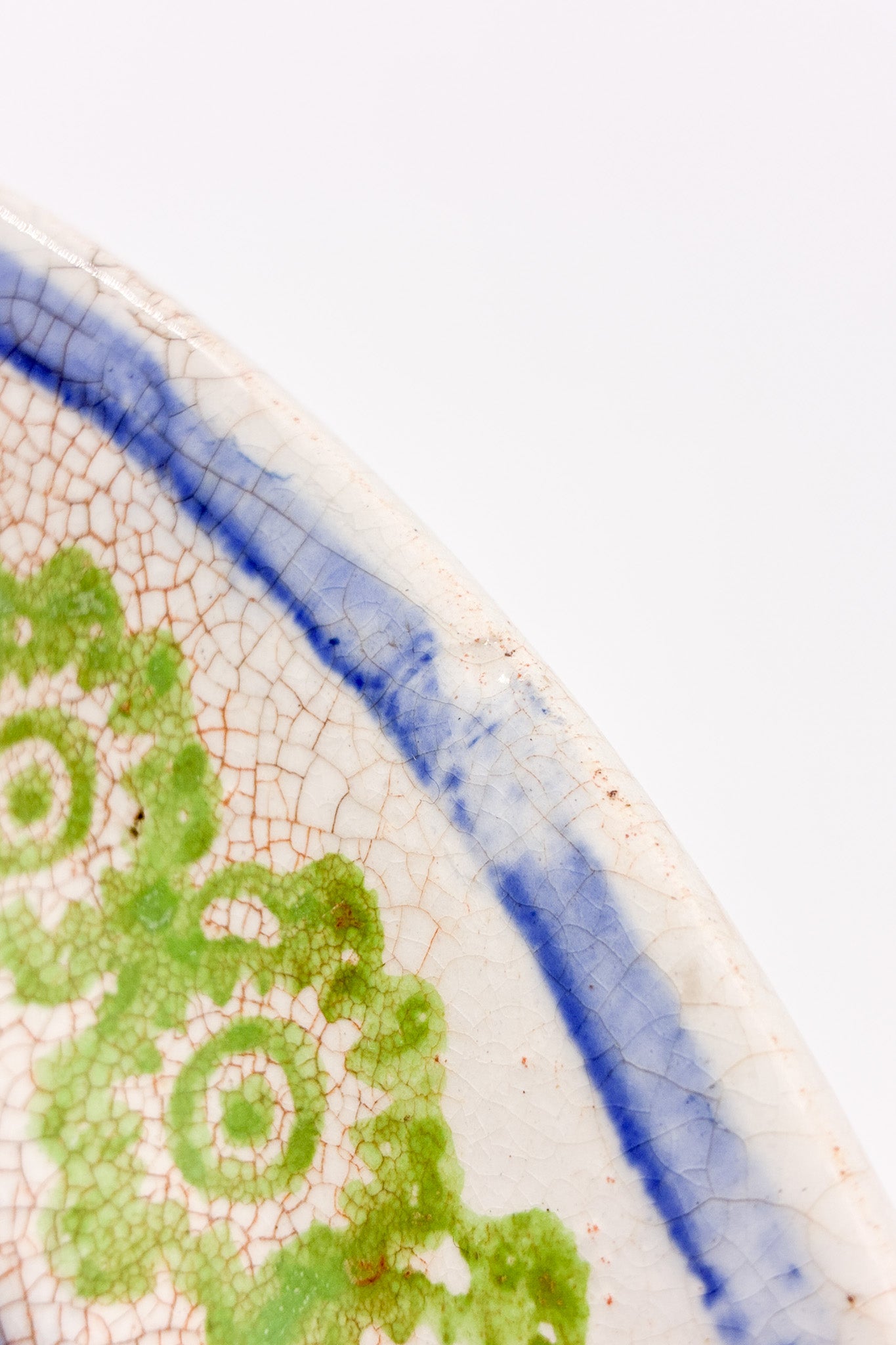 Pictorial Ceramic Plate (Flower Pattern) / 陶器 絵皿 (花柄)