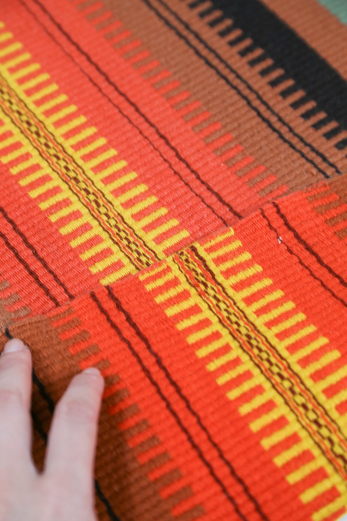 Vintage Finnish Striped Woven Runner Rug / ヴィンテージ フィンランド ストライプ 織りラグ ランナー