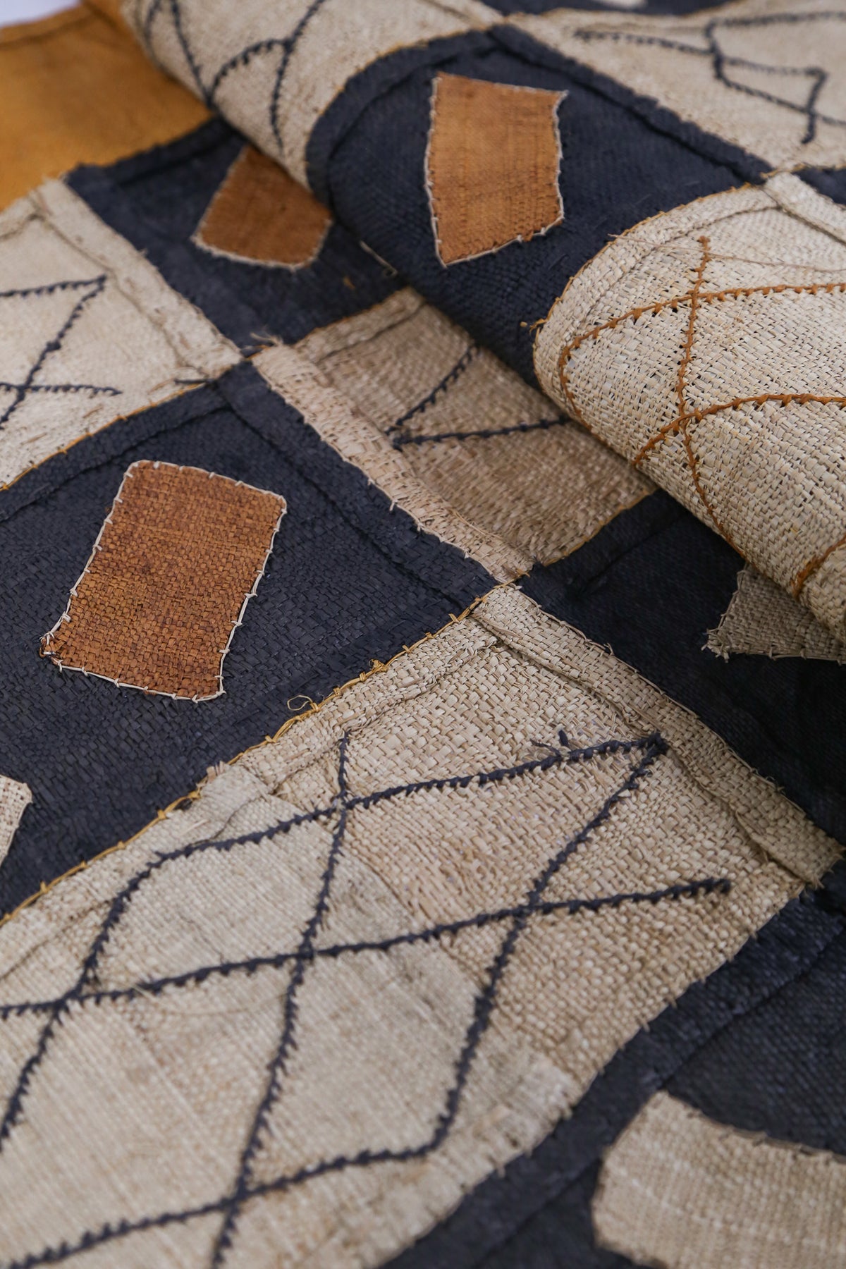 Kuba Cloth Raffia Textile / クバクロス ラフィアテキスタイル