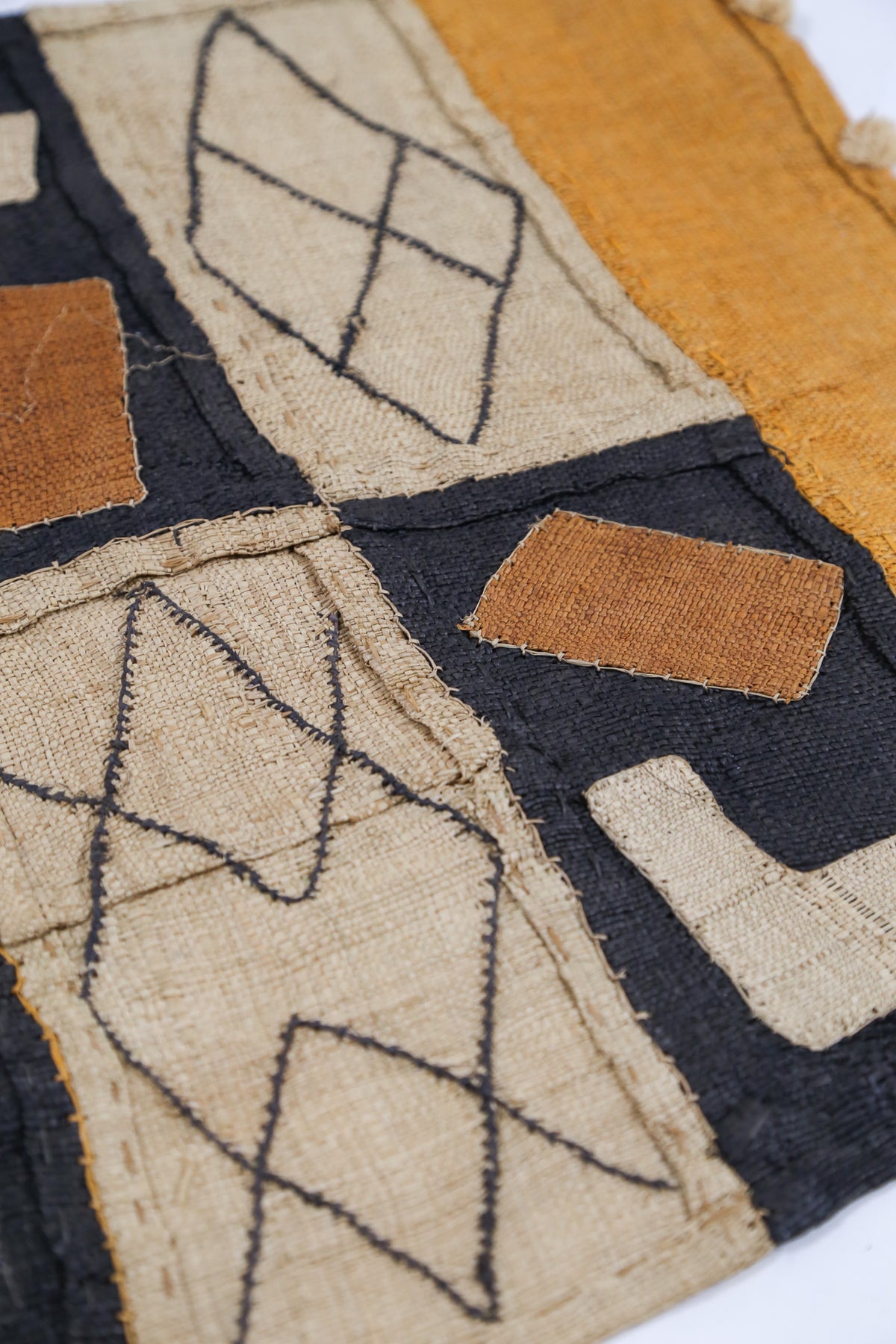 Kuba Cloth Raffia Textile / クバクロス ラフィアテキスタイル