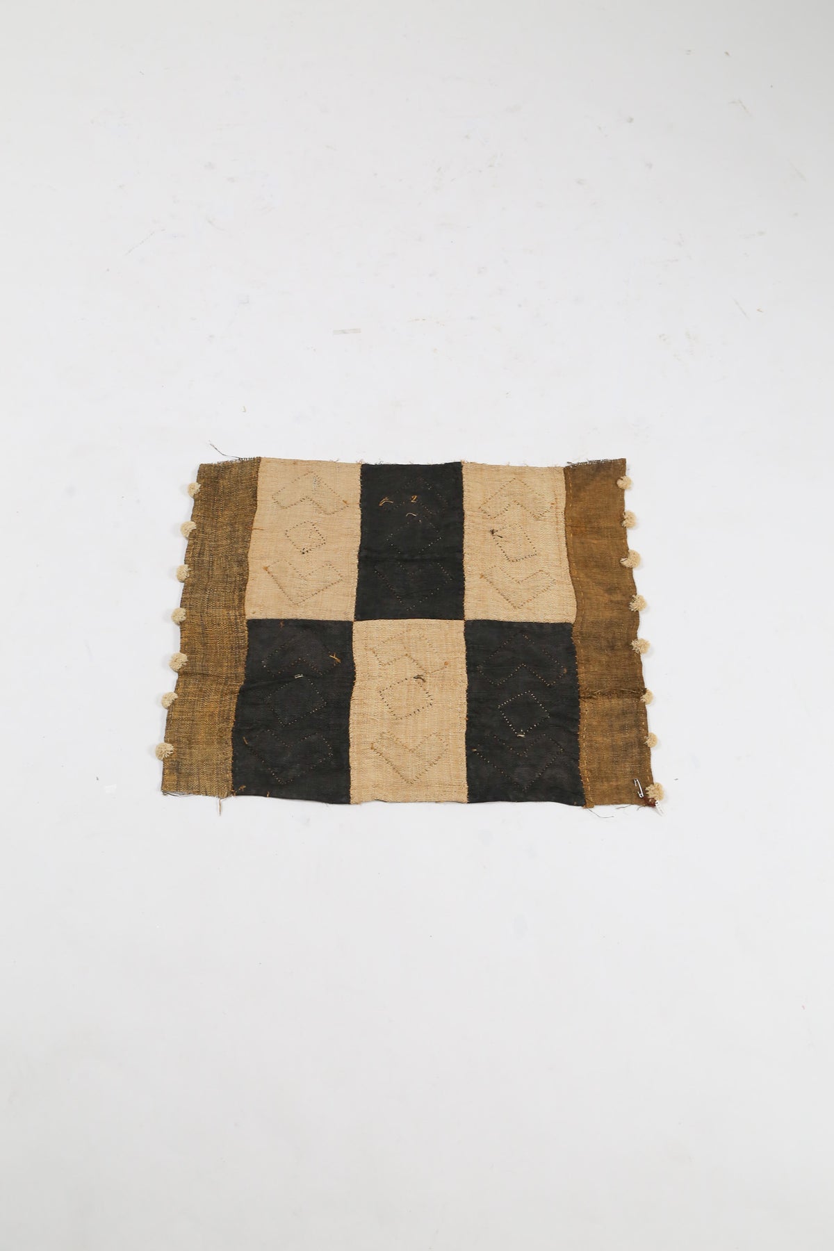 Kuba Cloth Raffia Textile / クバクロス ラフィアテキスタイル