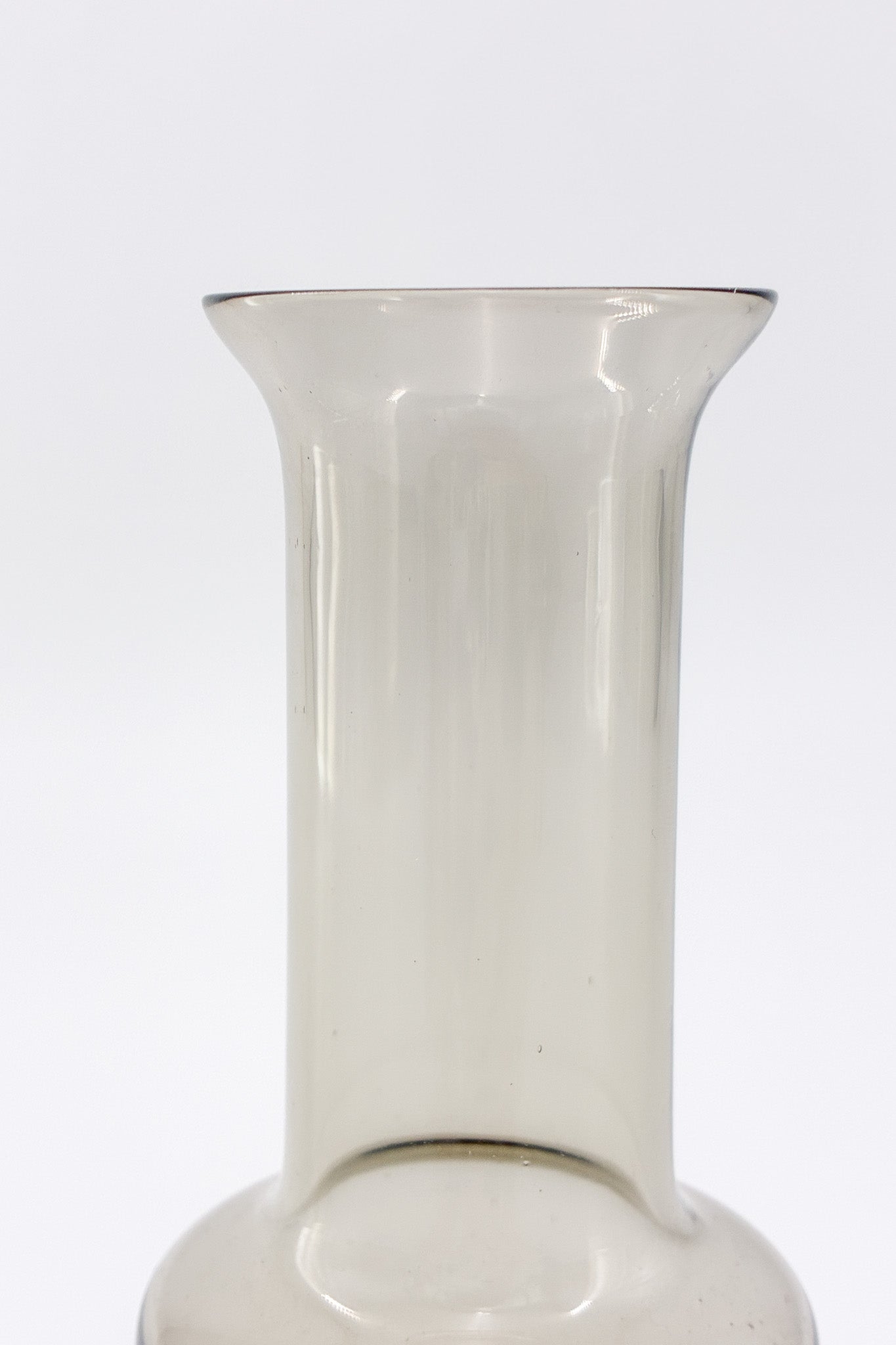 Glass Vase / ガラスのベース
