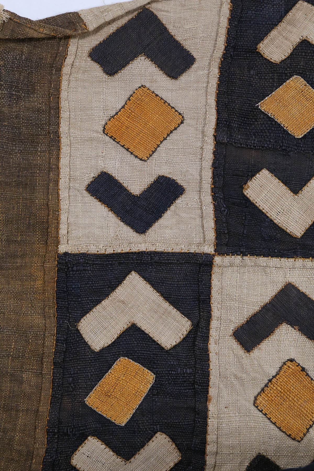 Kuba Cloth Raffia Textile / クバクロス ラフィアテキスタイル
