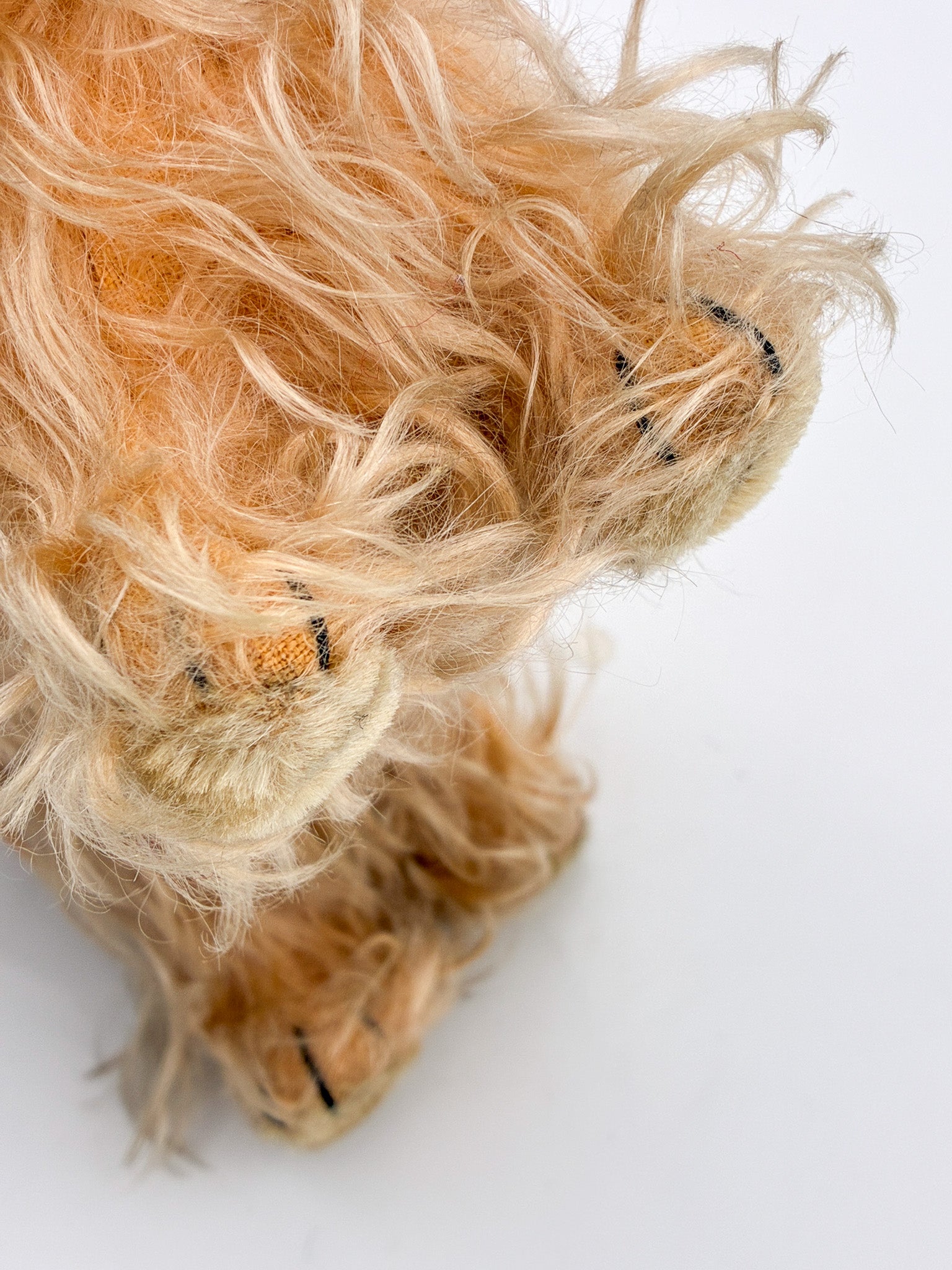 Vintage Dog Plush Toy / 犬のぬいぐるみ