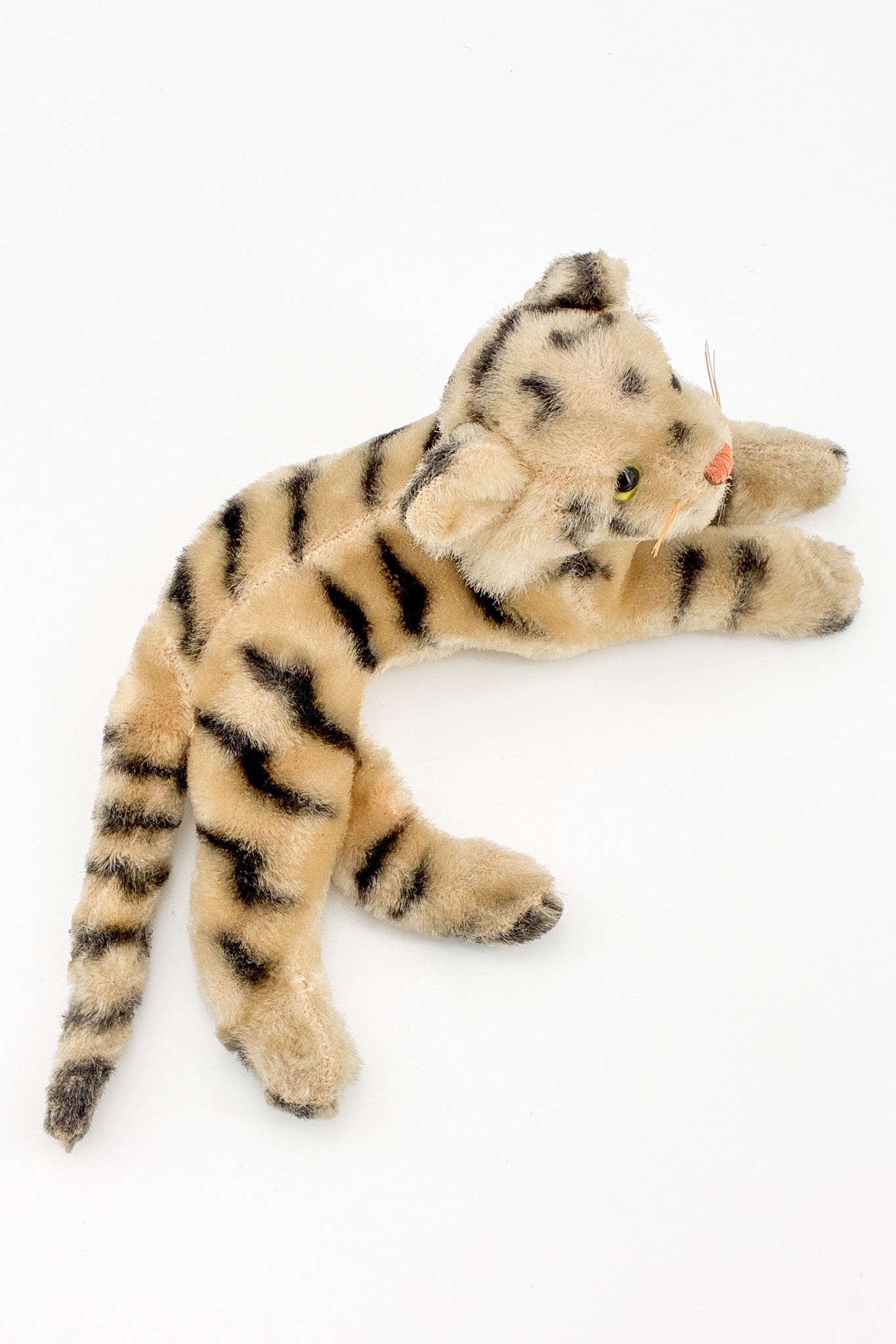 Tiger Plush Toy / トラのぬいぐるみ