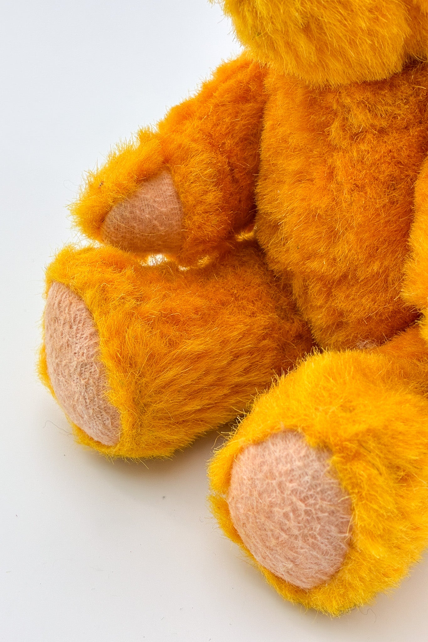 Yellow Teddy Bear / テディベア（黄）