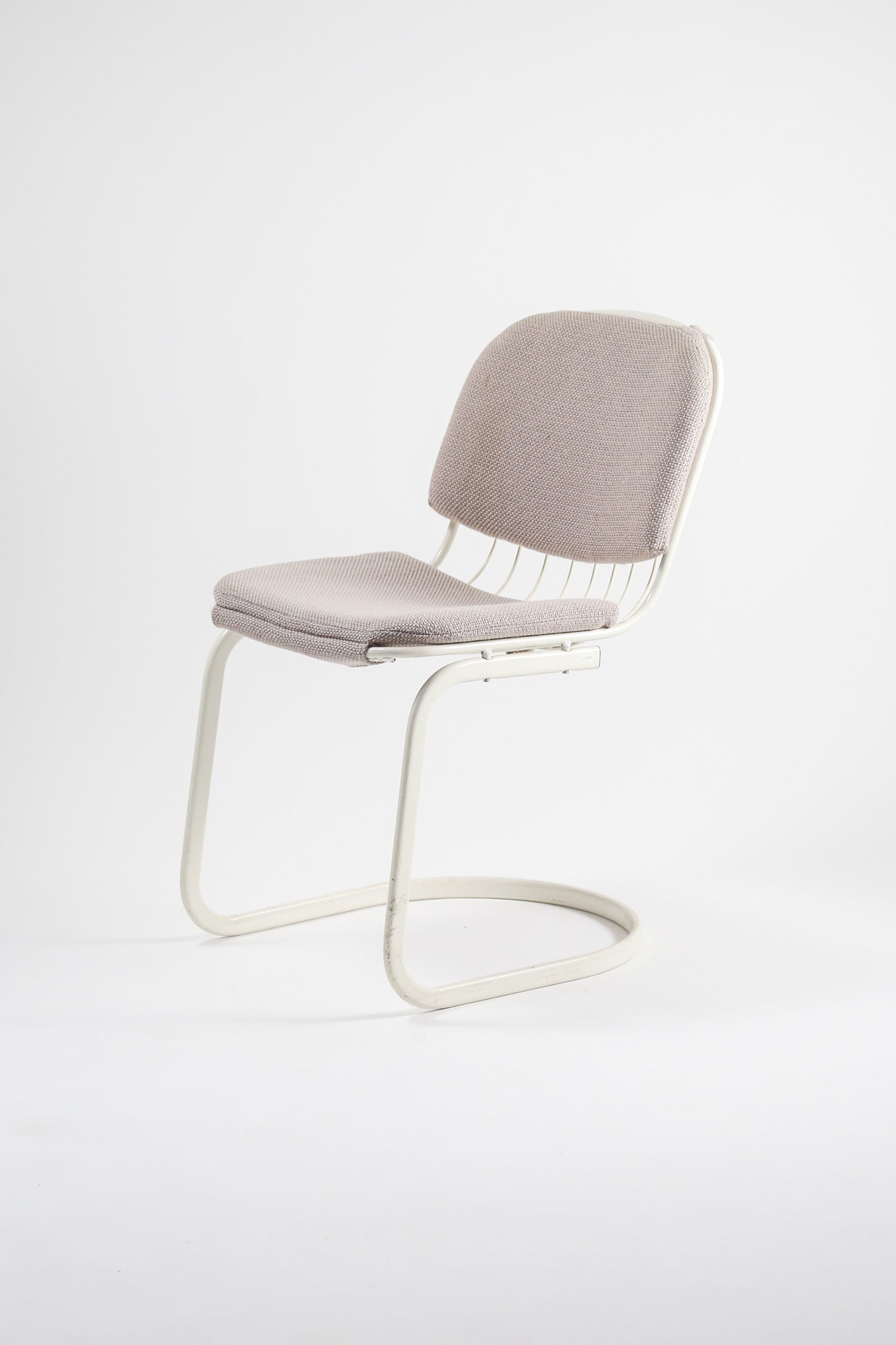 White Wire Cantilever Chair / ホワイトワイヤー カンチレバーチェア